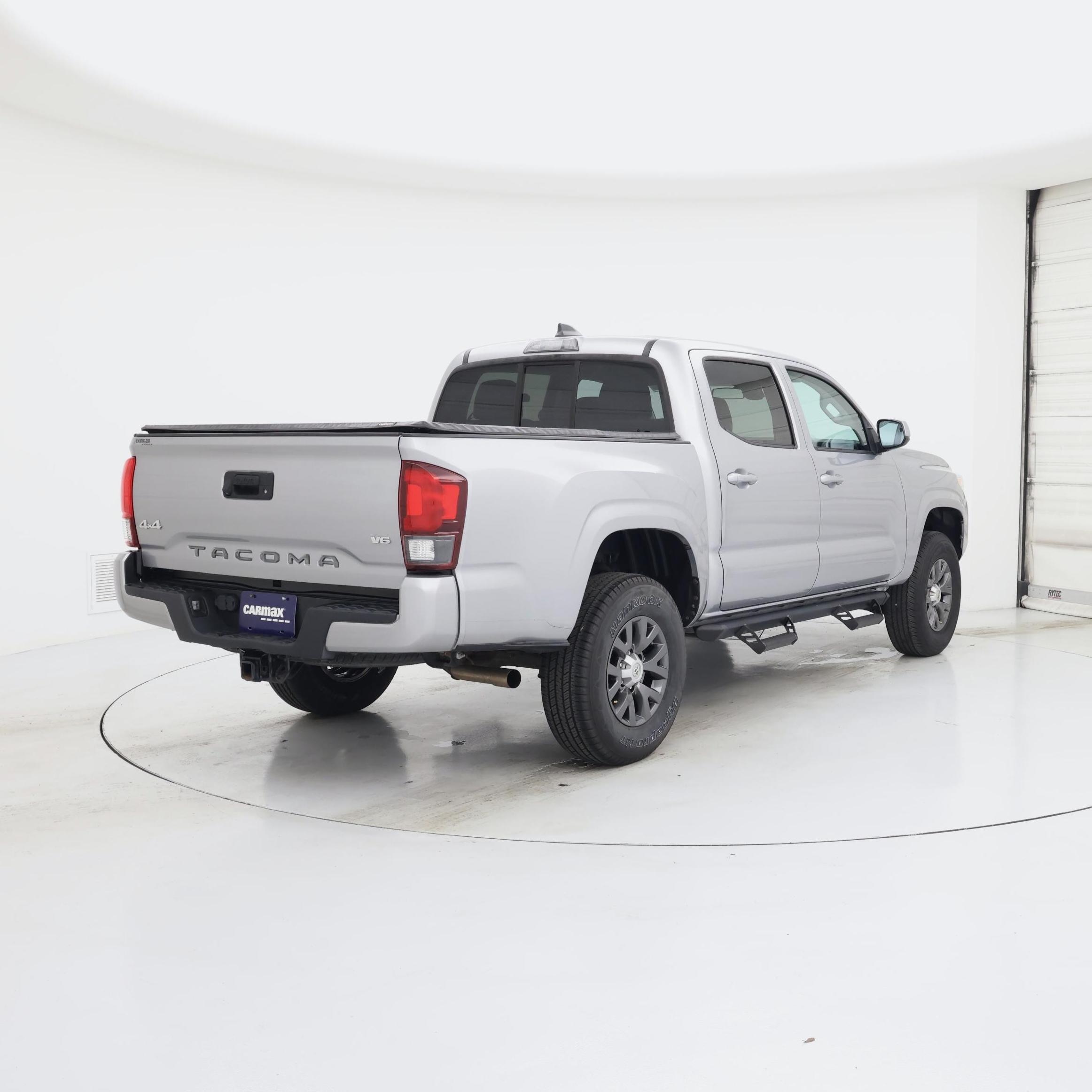 Thumbnail: 2020 Toyota Tacoma - 8