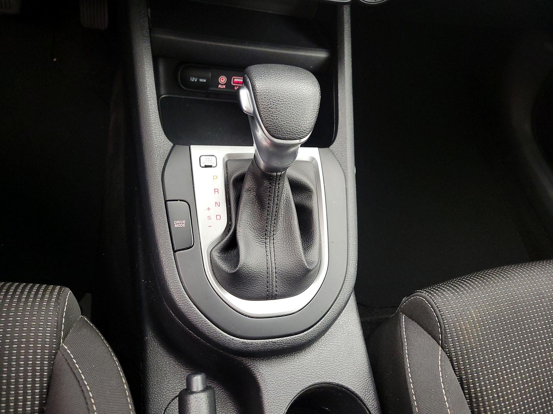 Thumbnail: 2019 Kia Forte - 17