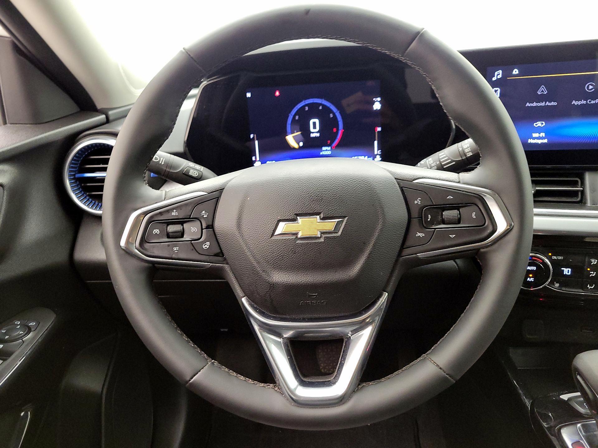 Thumbnail: 2025 Chevrolet Trax - 10