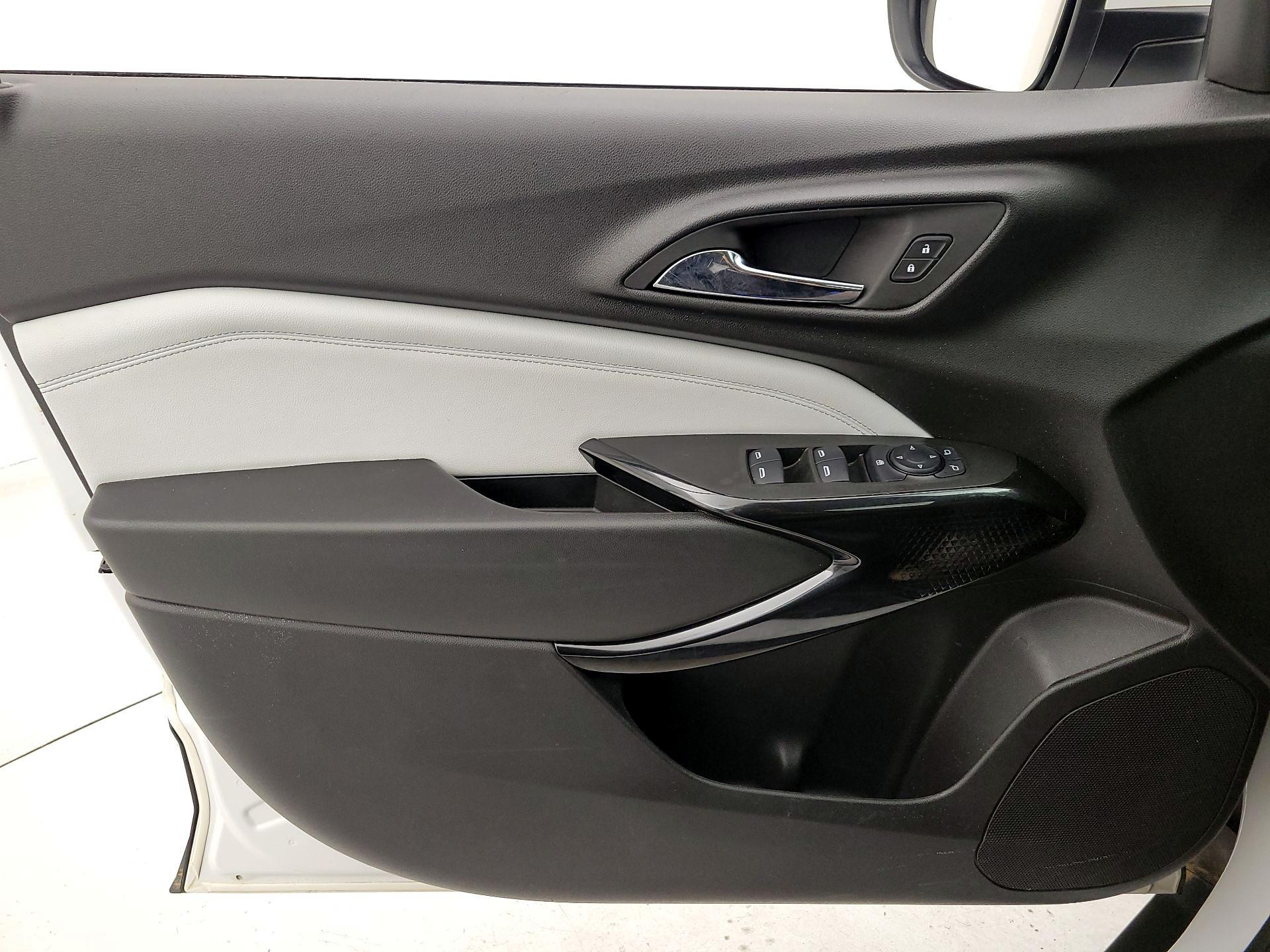 Thumbnail: 2025 Chevrolet Trax - 12