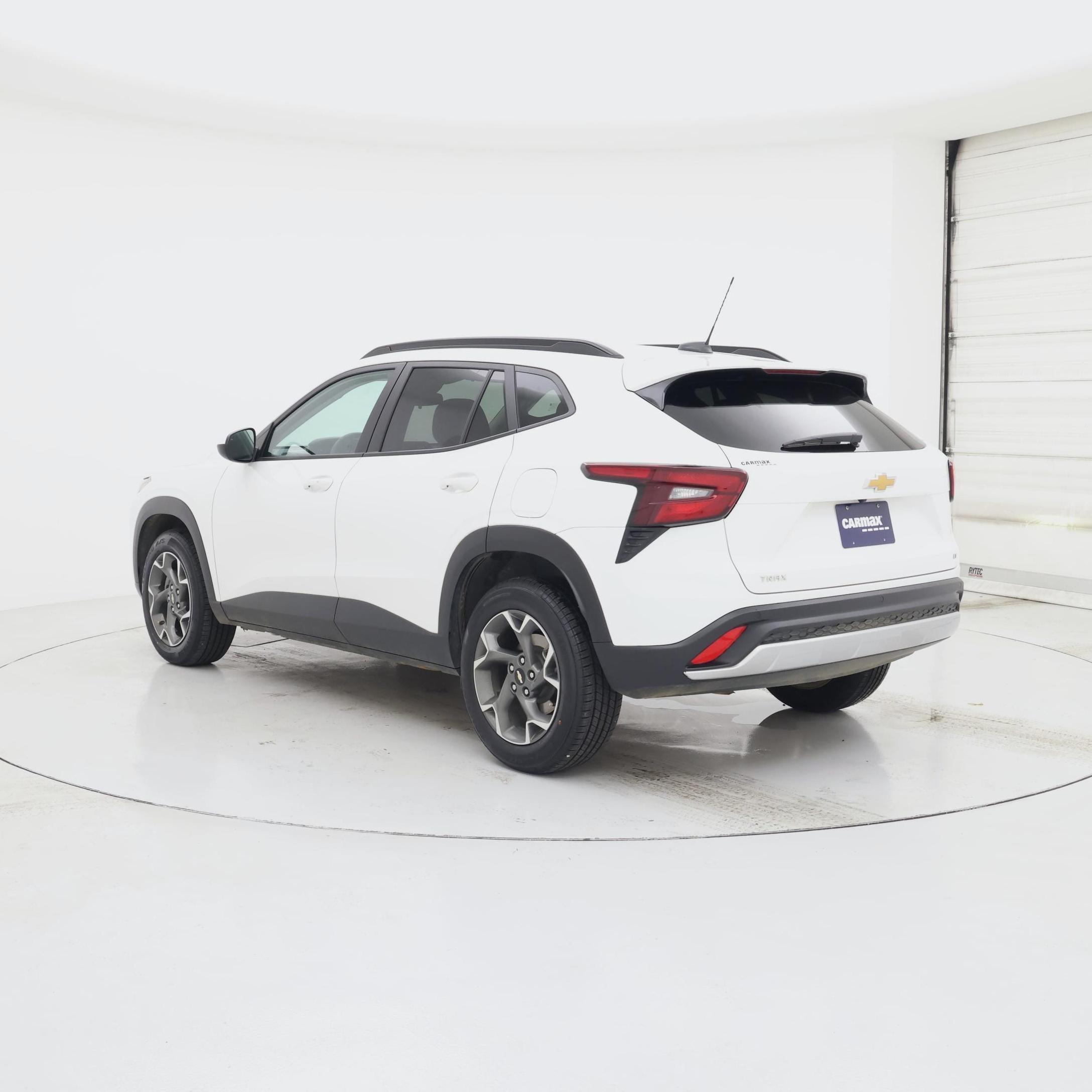 Thumbnail: 2025 Chevrolet Trax - 2