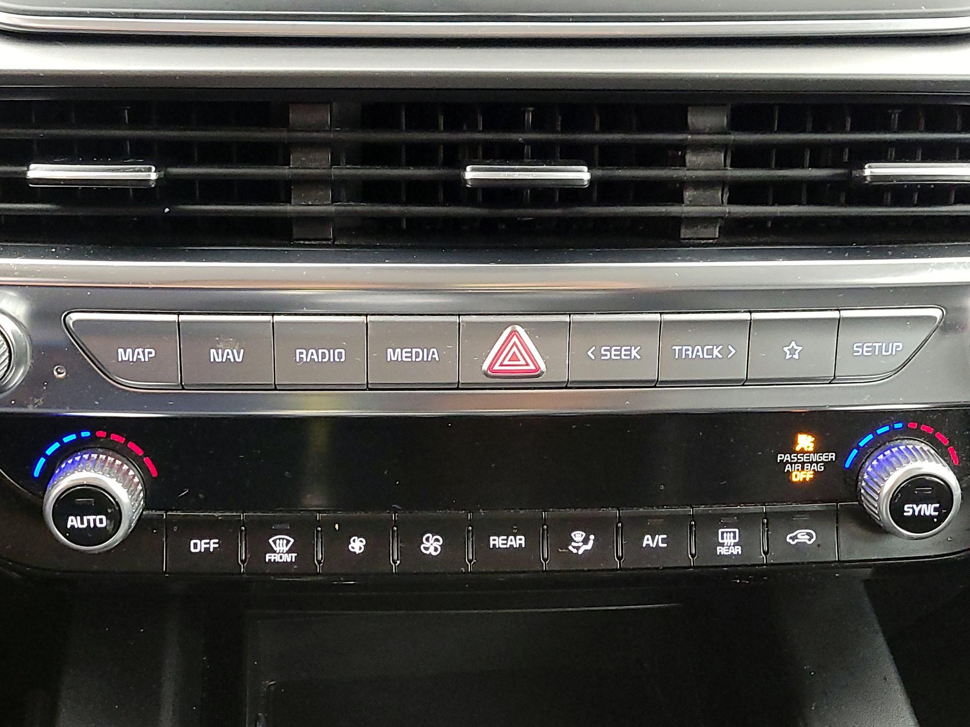 Thumbnail: 2022 Kia Telluride - 16