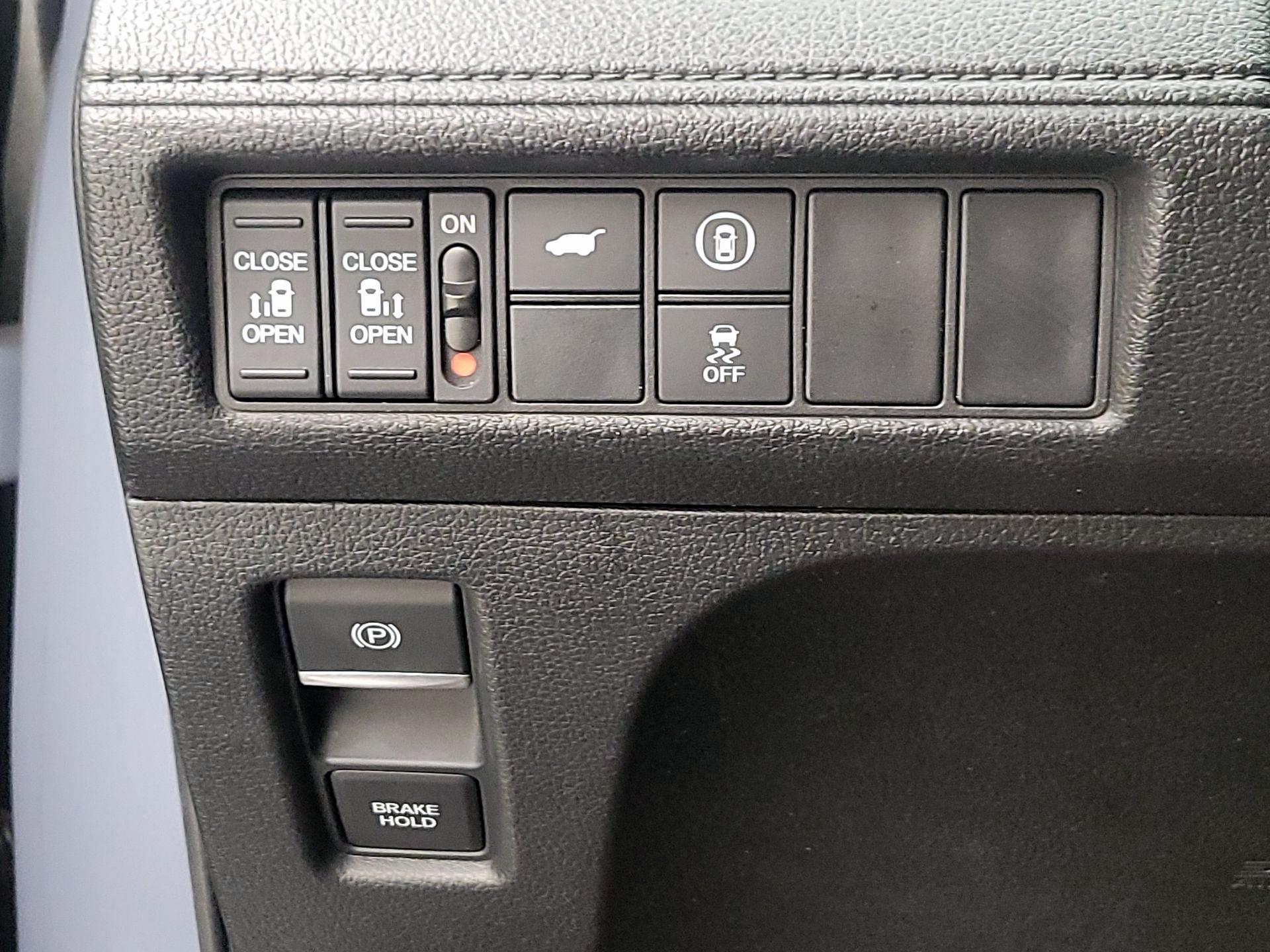 Thumbnail: 2023 Honda Odyssey - 13