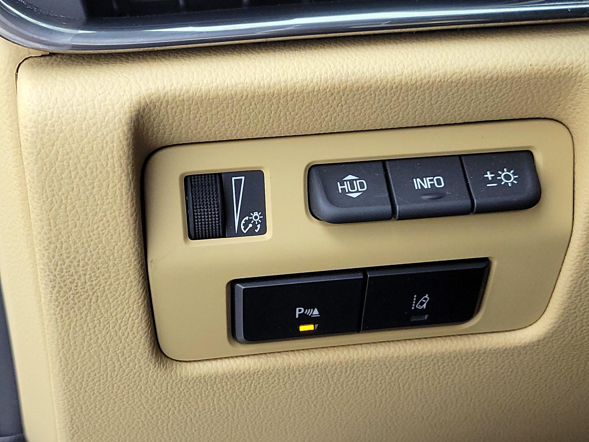 Thumbnail: 2014 Cadillac ATS - 13