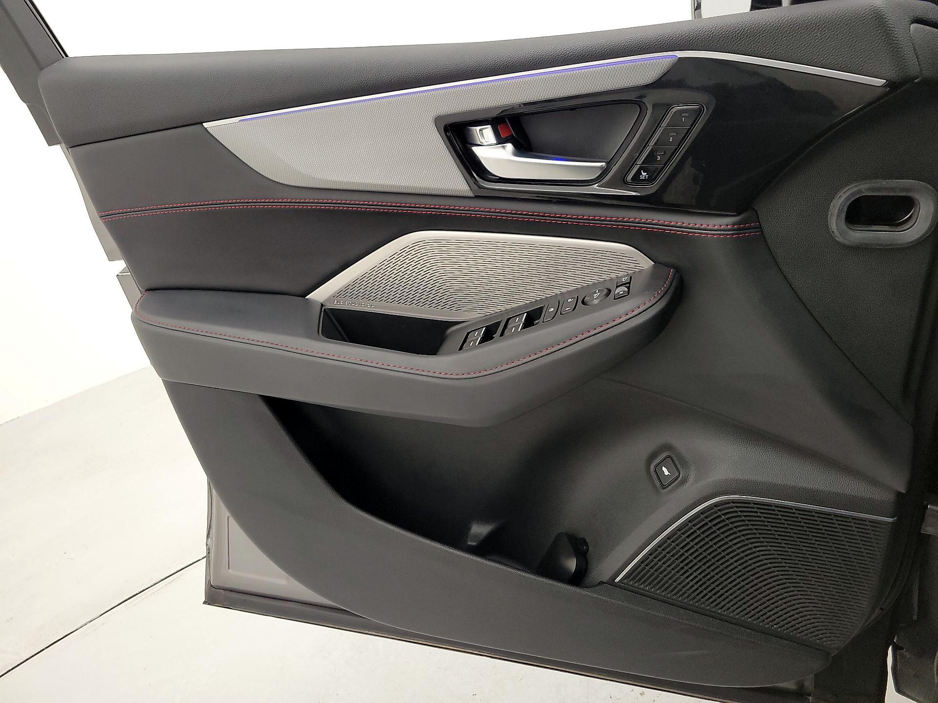 Thumbnail: 2023 Acura MDX - 12