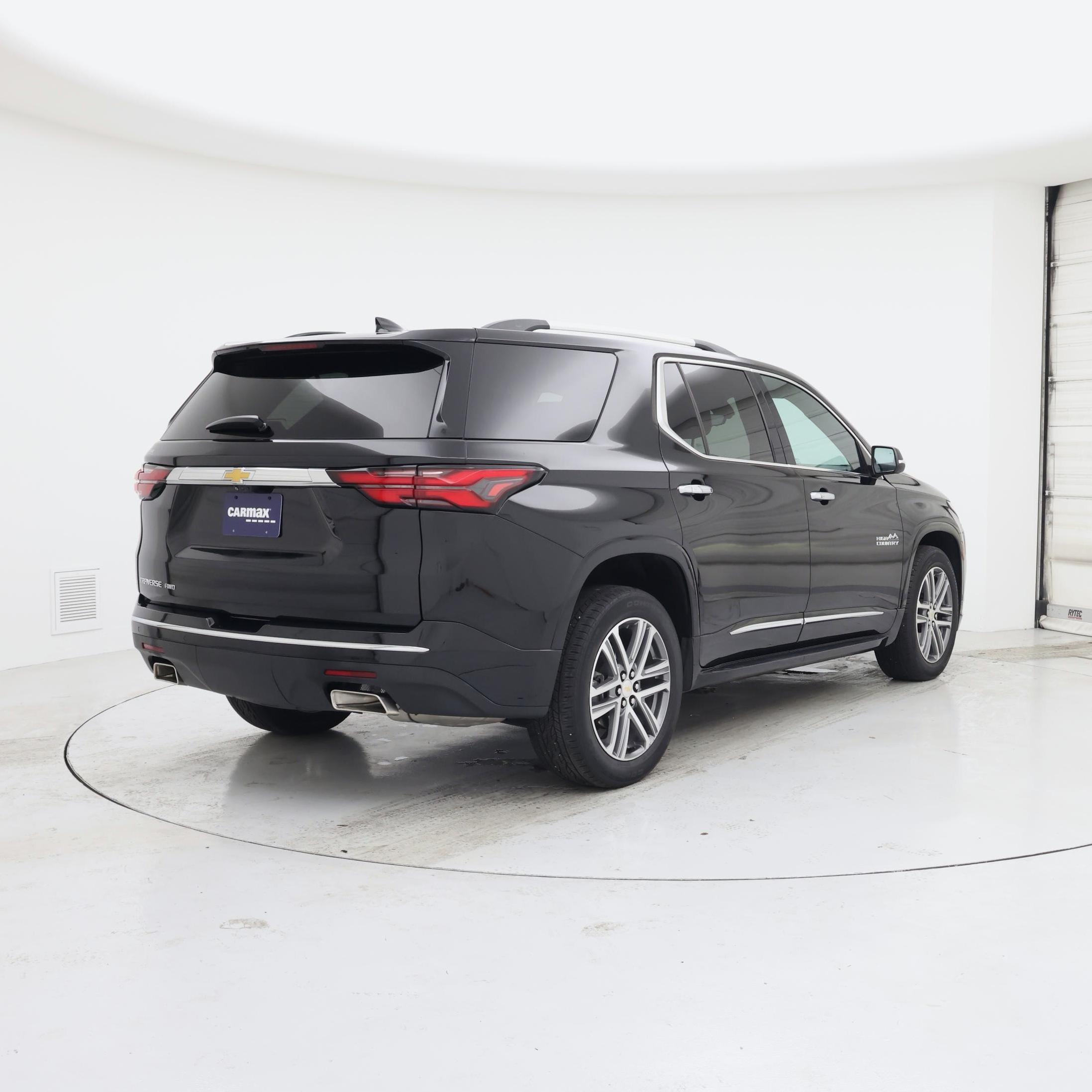 Thumbnail: 2023 Chevrolet Traverse - 8