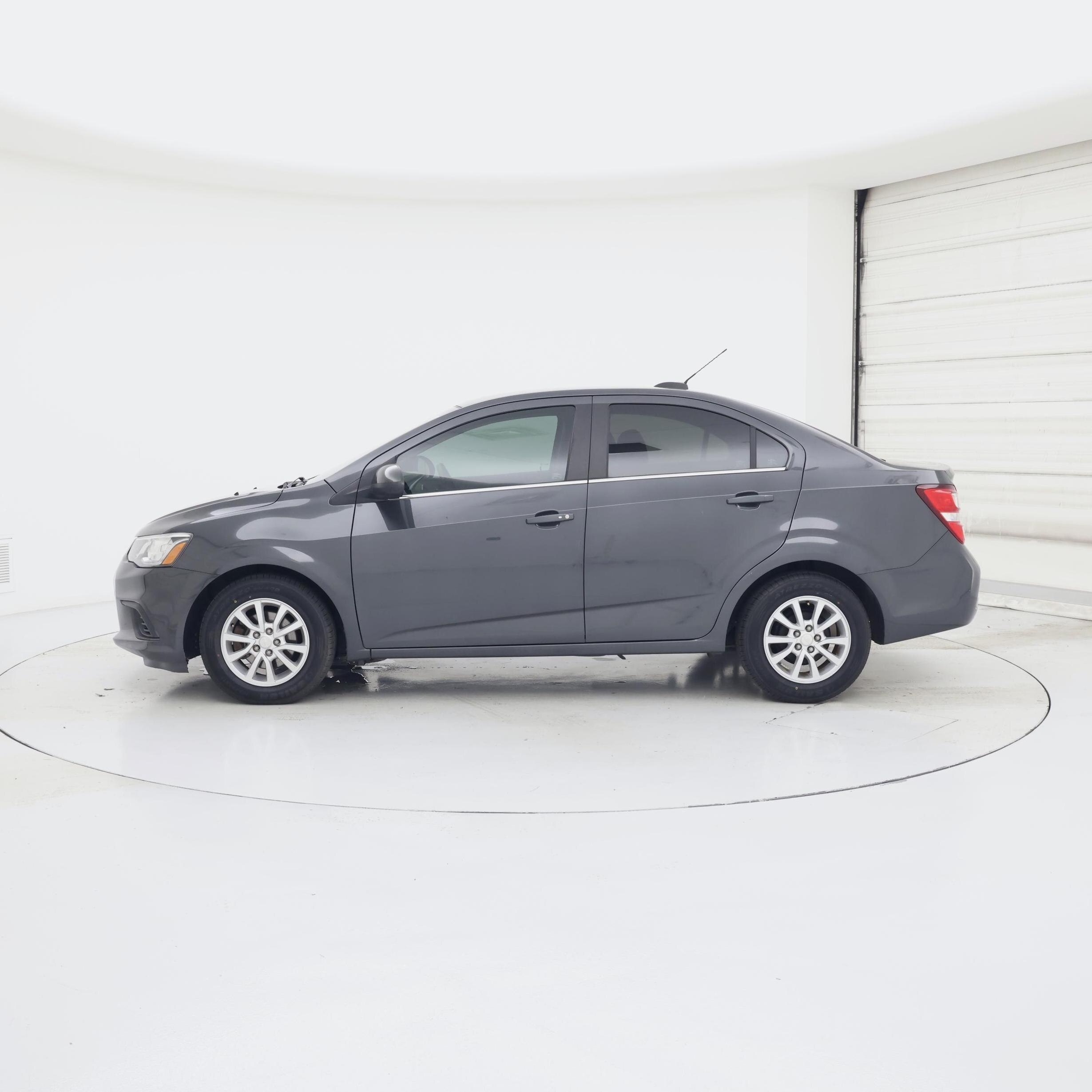 Thumbnail: 2020 Chevrolet Sonic - 3