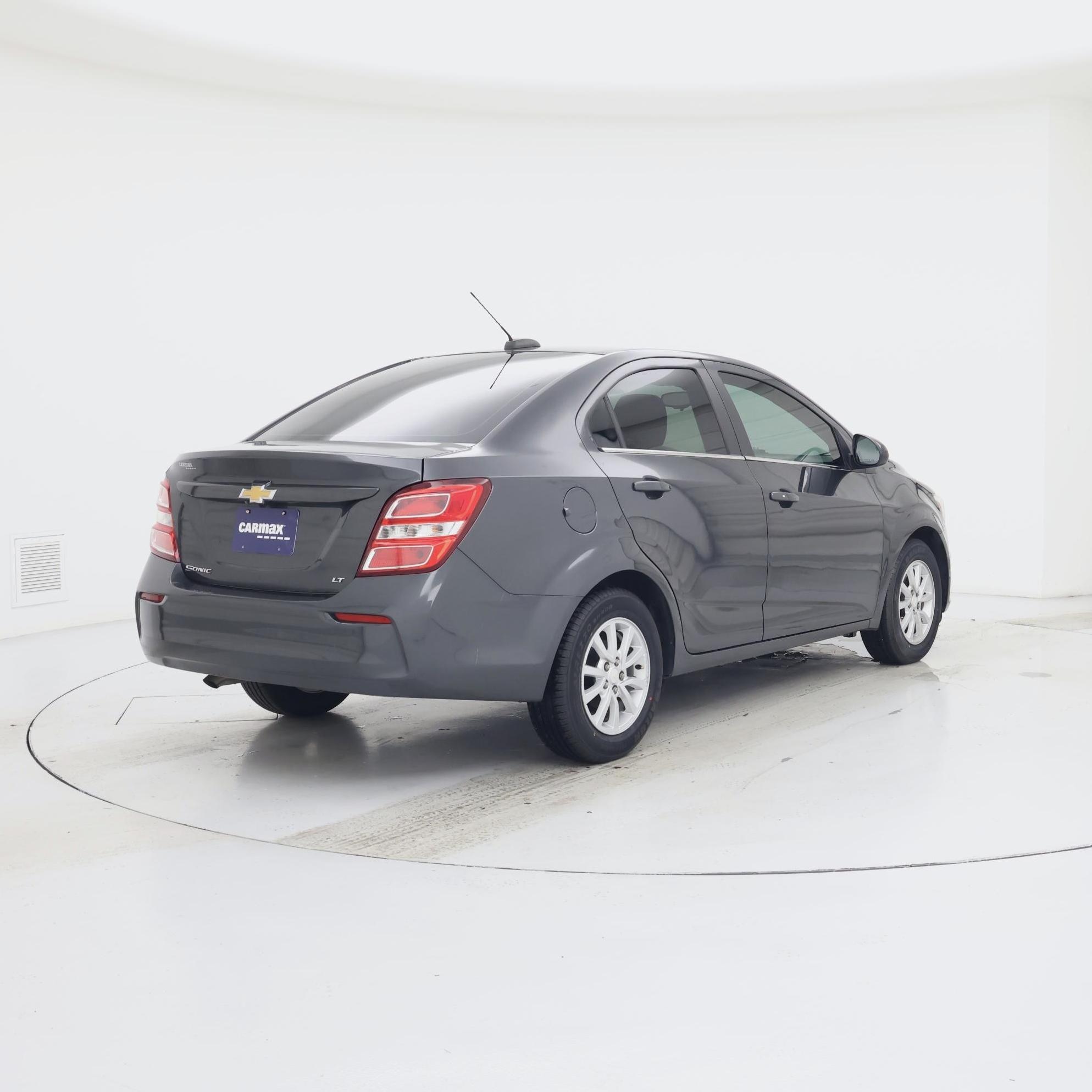 Thumbnail: 2020 Chevrolet Sonic - 8