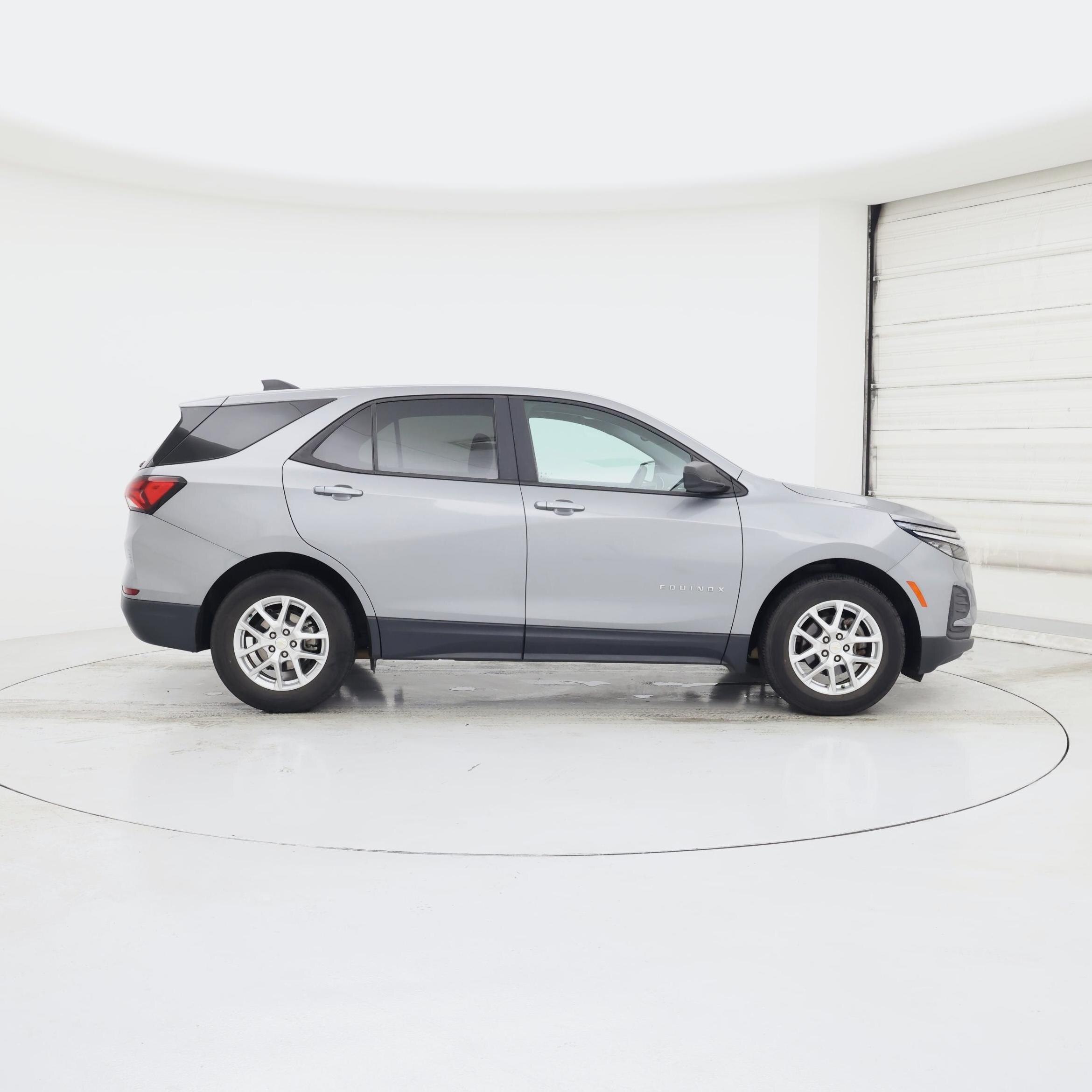 Thumbnail: 2023 Chevrolet Equinox - 7