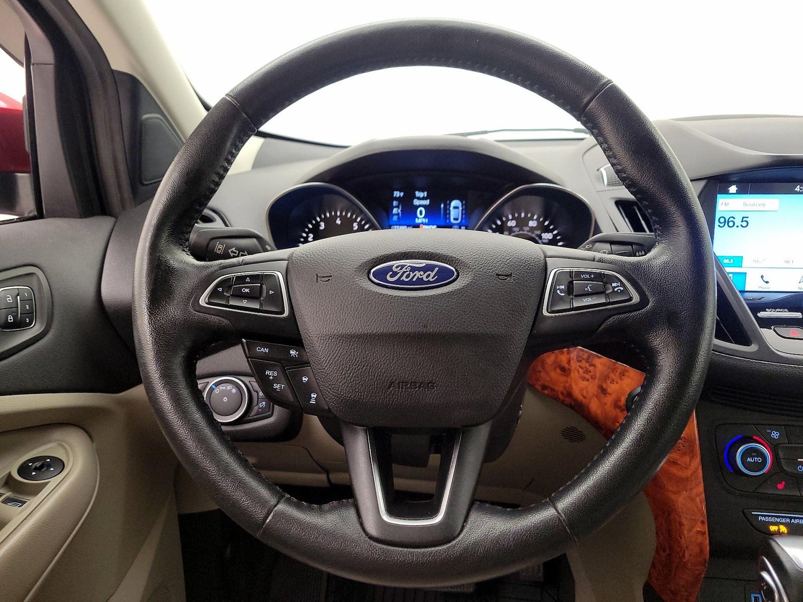 2019 Ford Escape Titanium - Photo 11