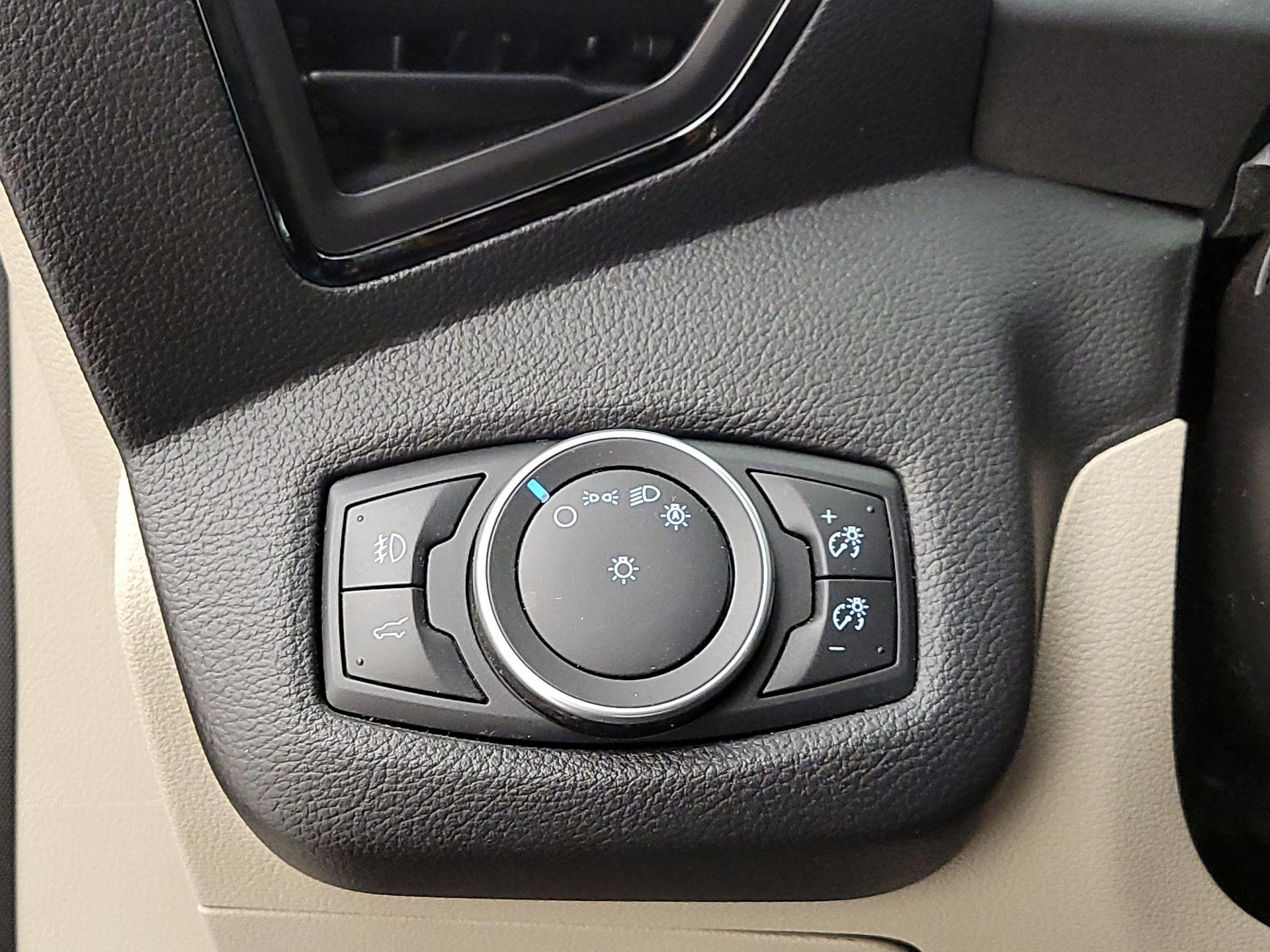 Thumbnail: 2019 Ford Escape - 13