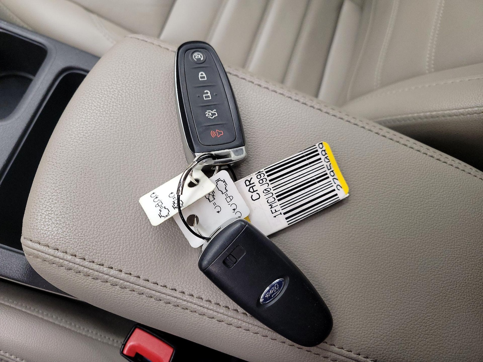 2019 Ford Escape Titanium - Photo 23