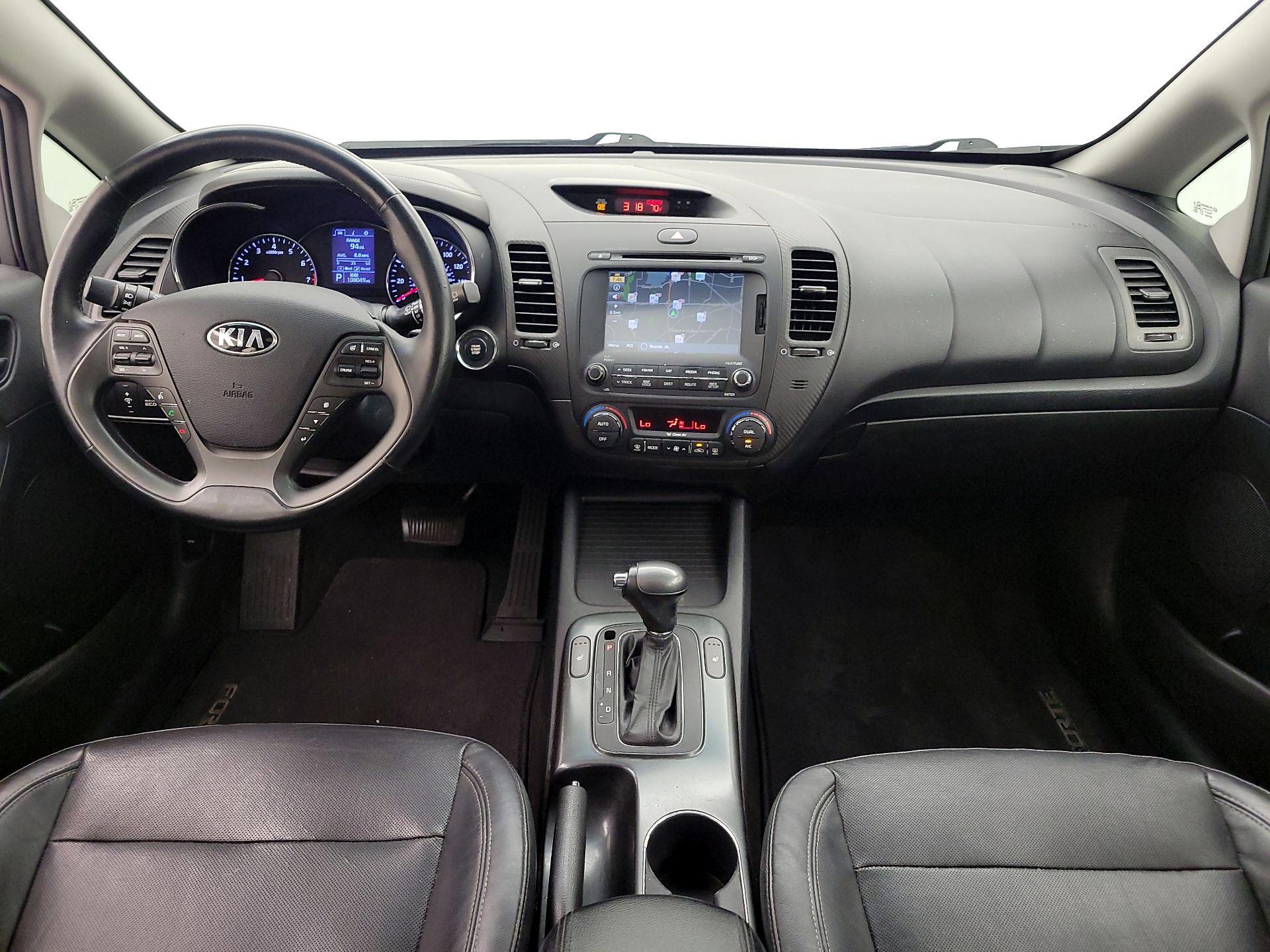 Thumbnail: 2016 Kia Forte - 9