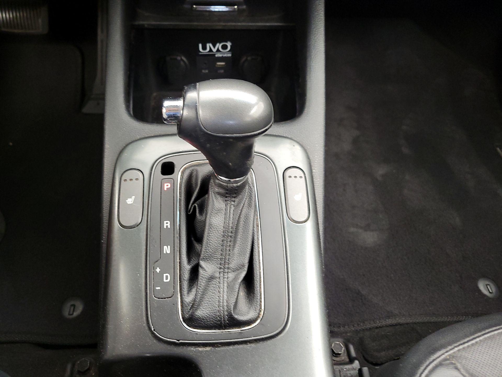 Thumbnail: 2016 Kia Forte - 18