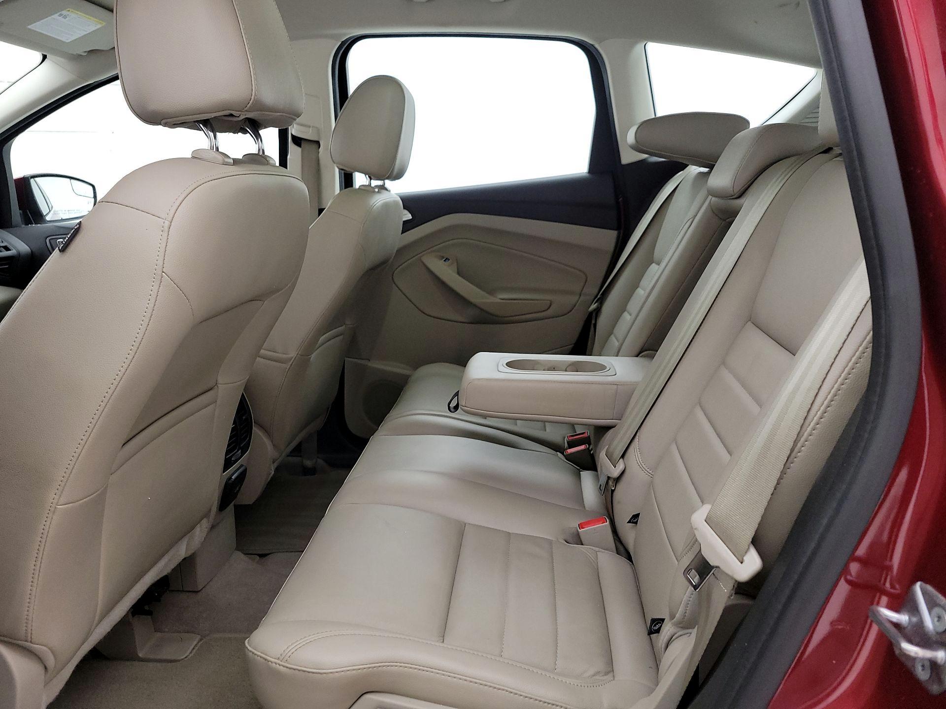 Thumbnail: 2014 Ford C-Max - 19