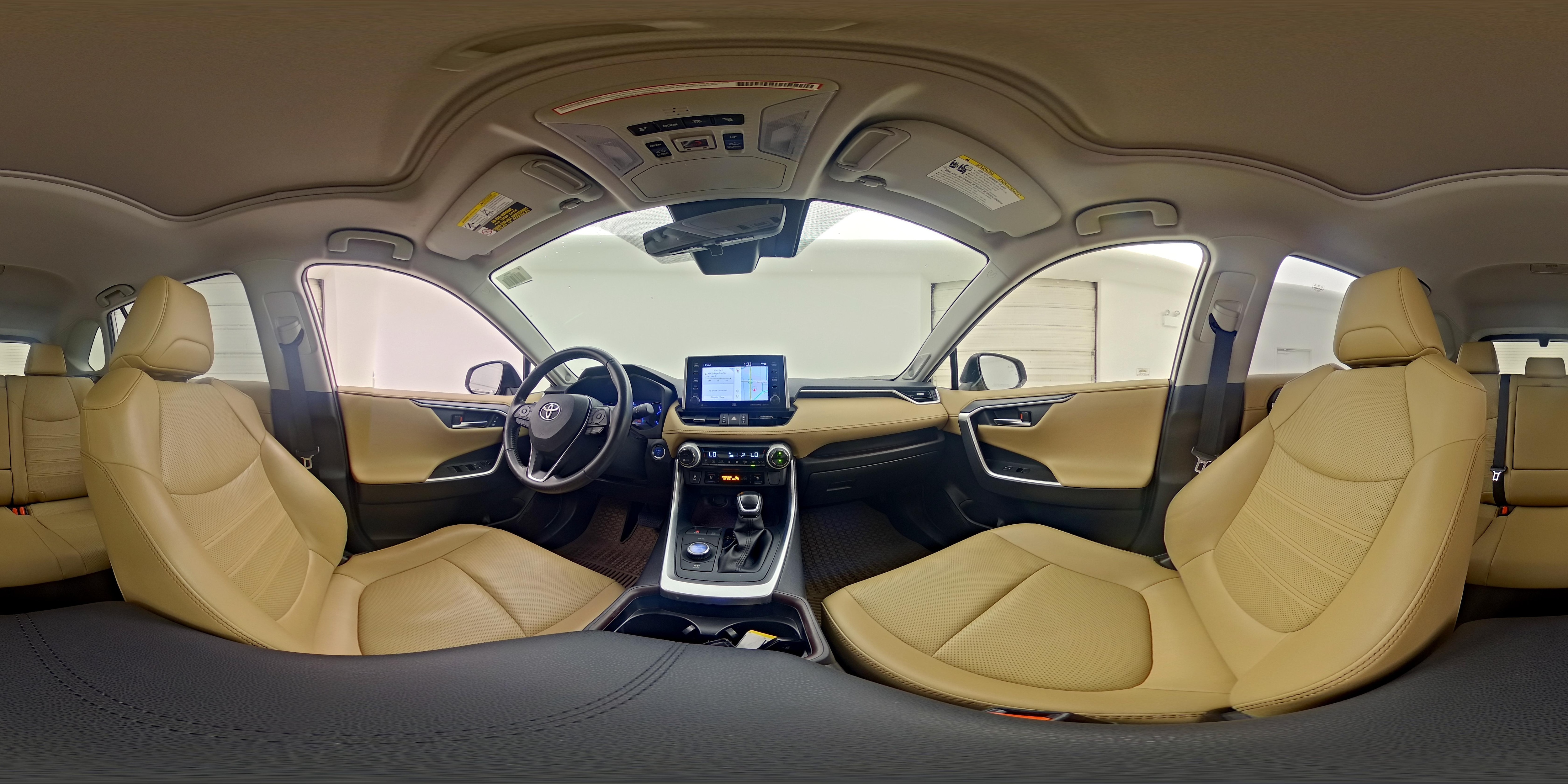 2020 Toyota RAV4 Limited - Photo 24