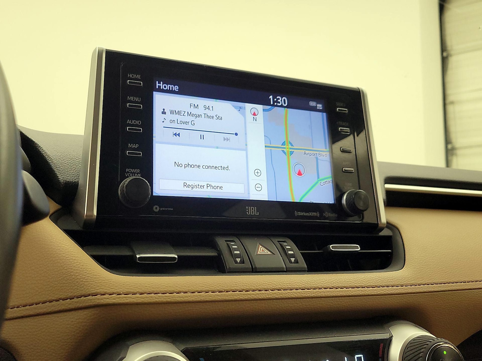 2020 Toyota RAV4 Limited - Photo 16