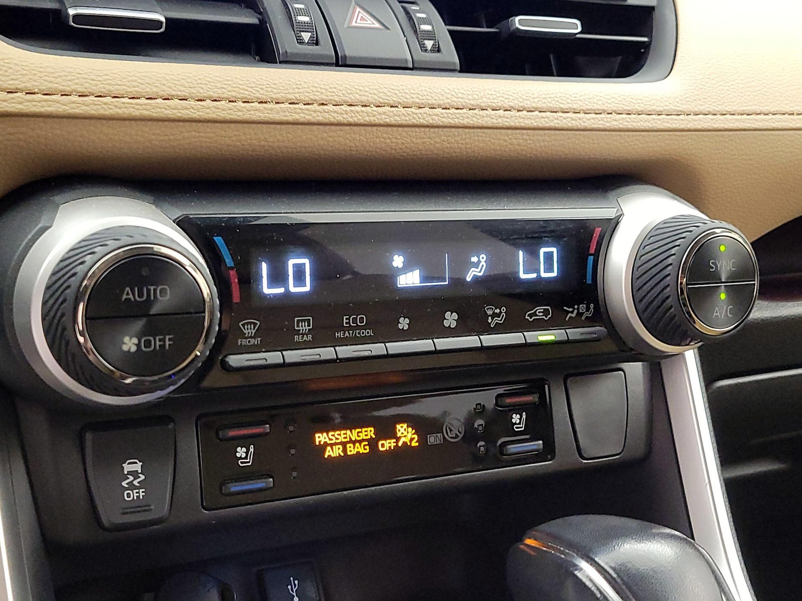 2020 Toyota RAV4 Limited - Photo 17