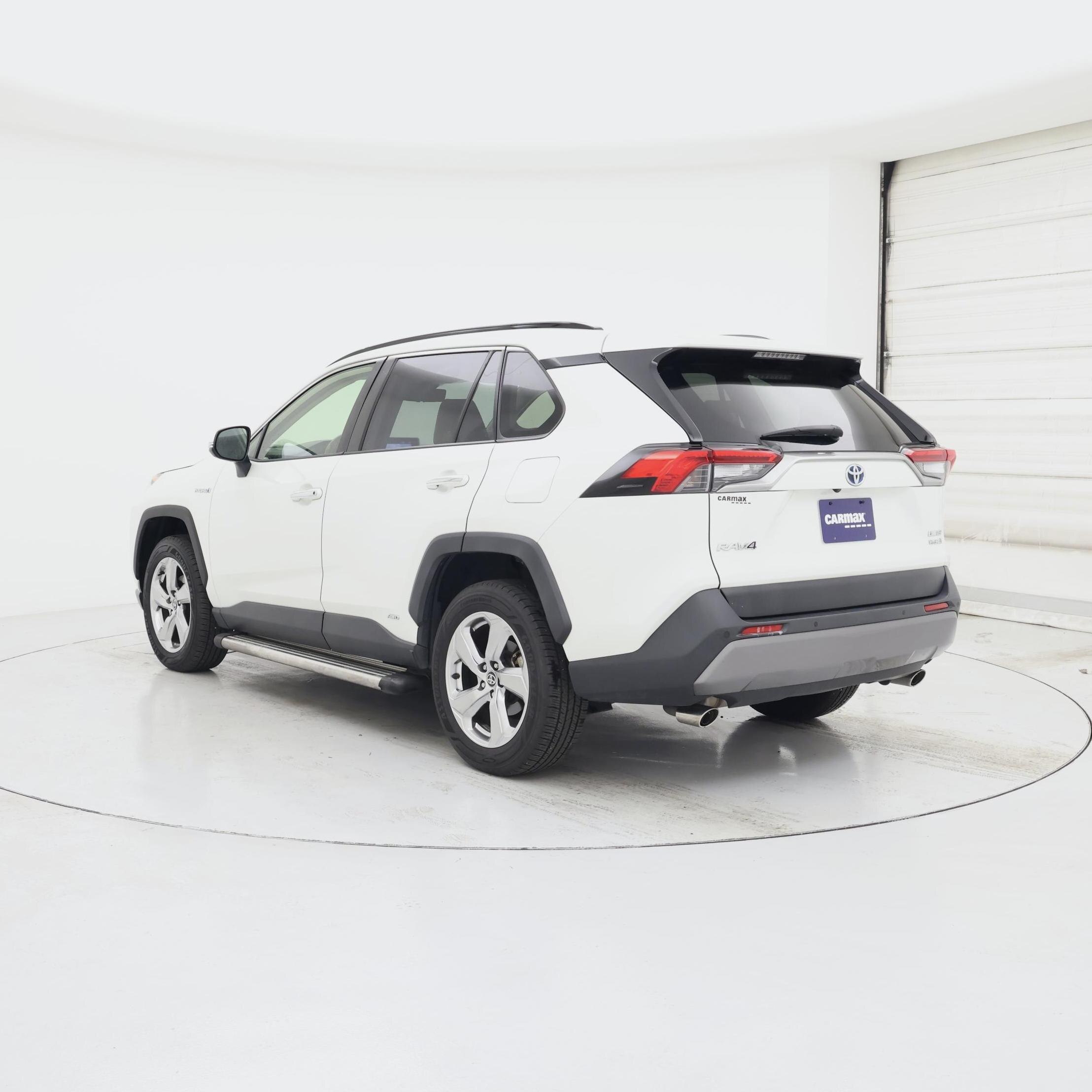 Thumbnail: 2020 Toyota RAV4 - 2