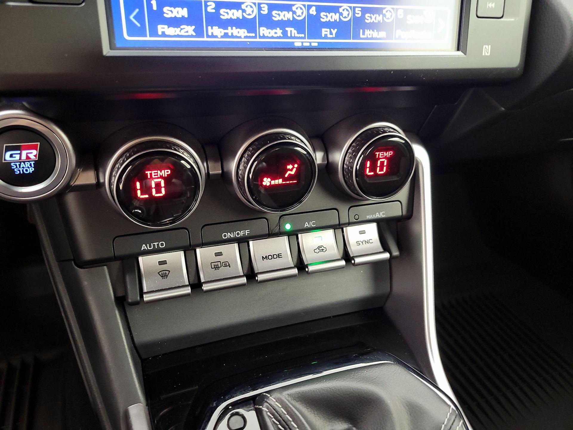 Thumbnail: 2022 Toyota GR86 - 16