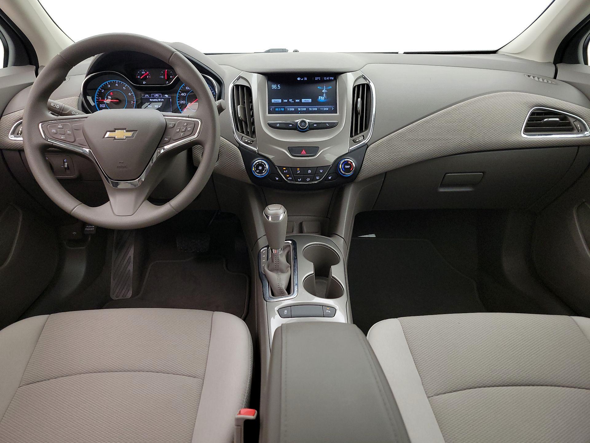 Thumbnail: 2017 Chevrolet Cruze - 9