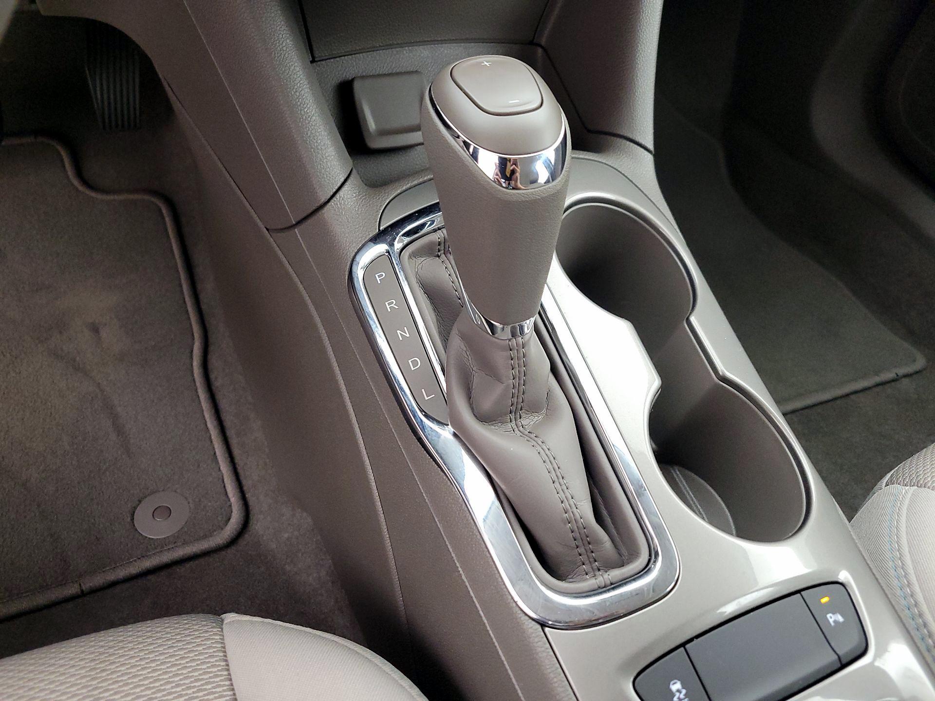 Thumbnail: 2017 Chevrolet Cruze - 17