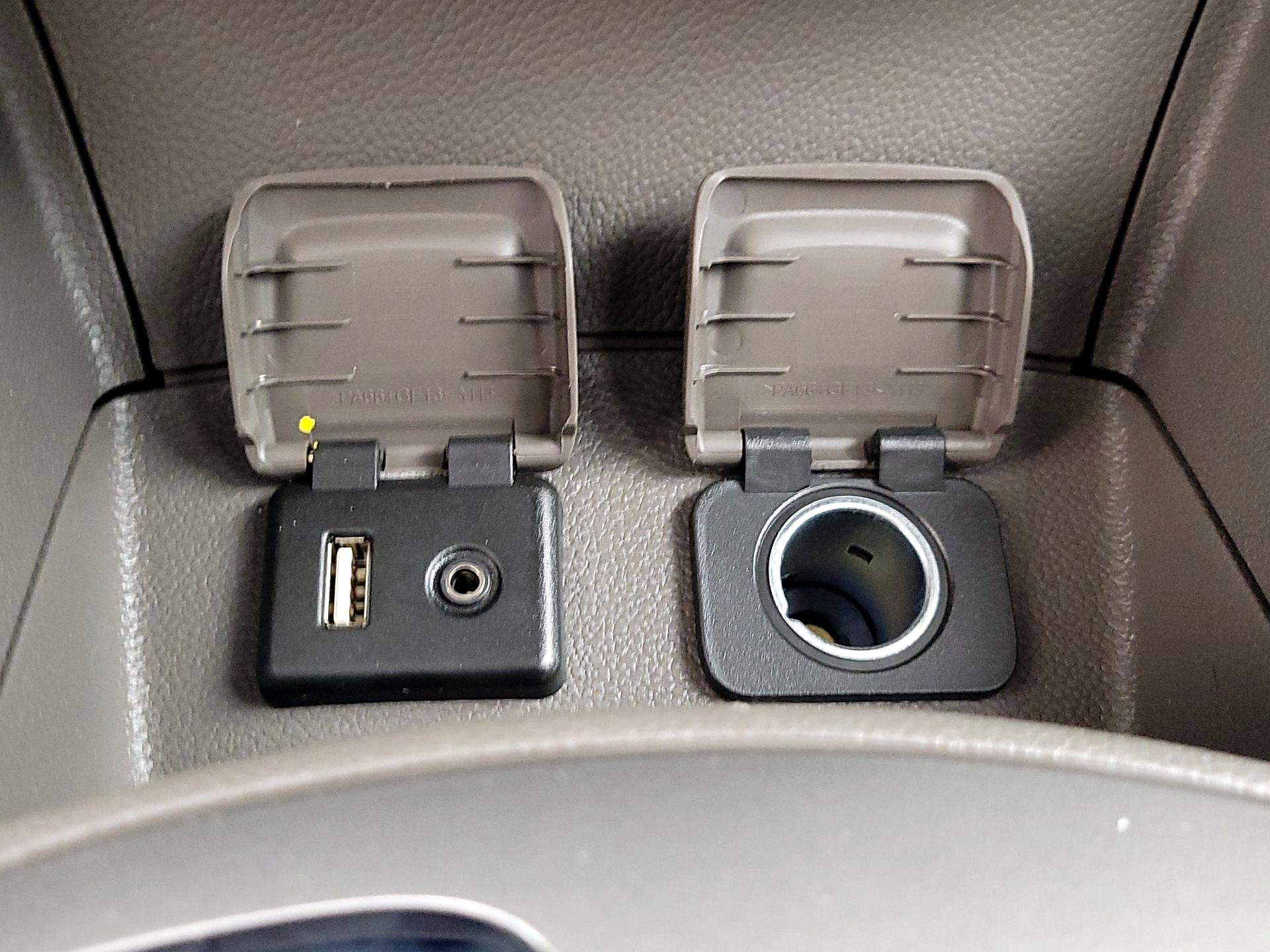 Thumbnail: 2017 Chevrolet Cruze - 18