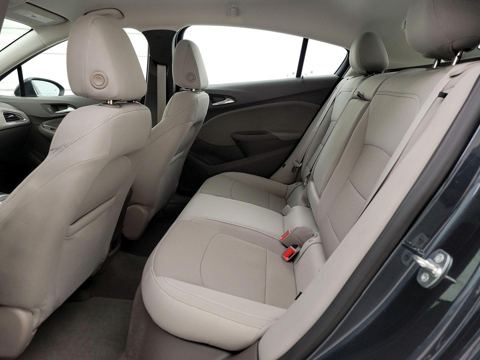 Thumbnail: 2017 Chevrolet Cruze - 19