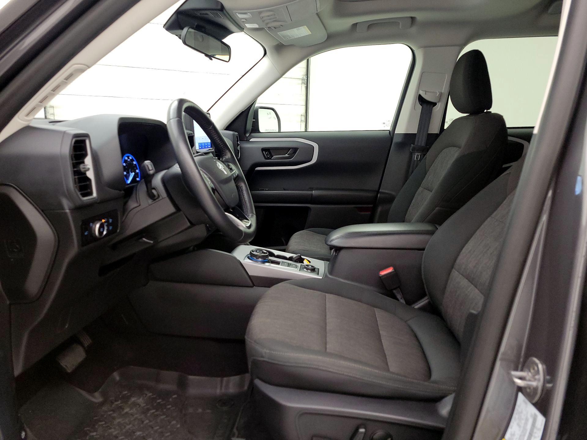 Thumbnail: 2023 Ford Bronco Sport - 11