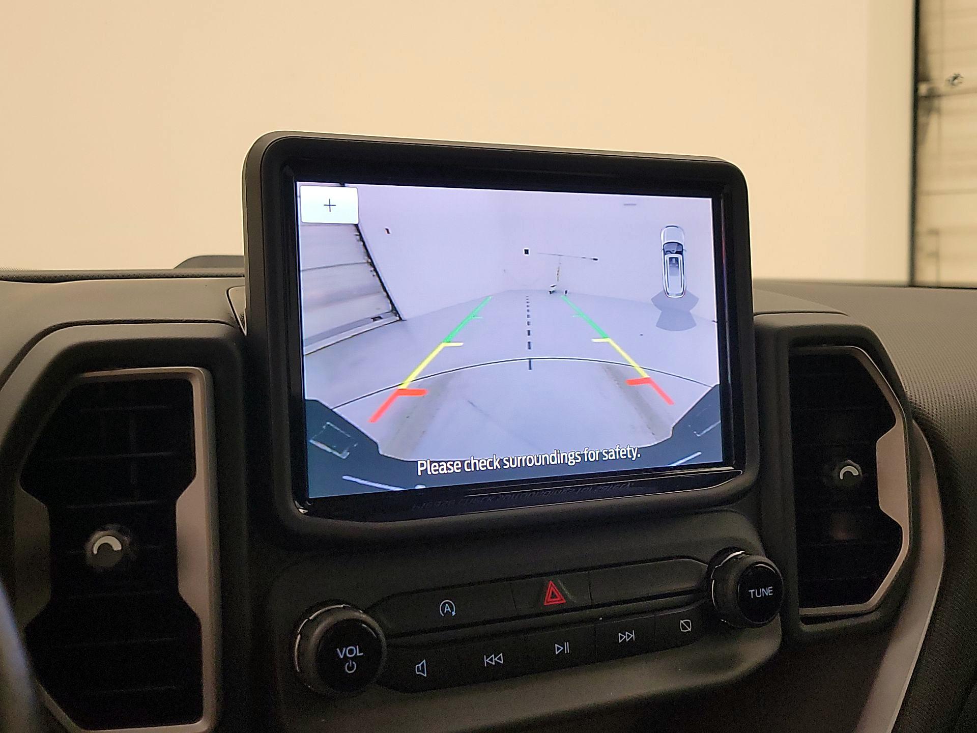 Thumbnail: 2023 Ford Bronco Sport - 14