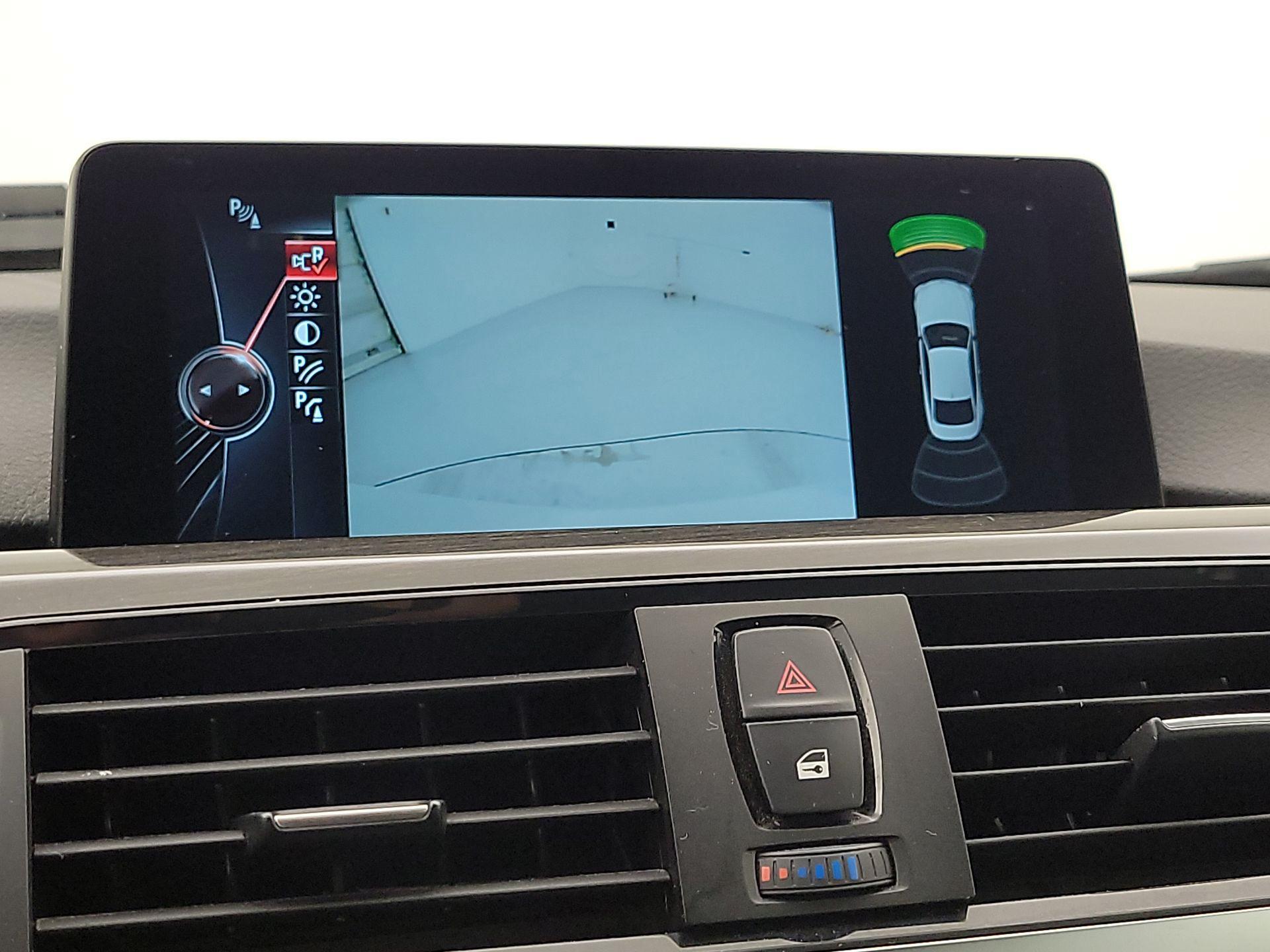 Thumbnail: 2016 BMW 4 Series - 14