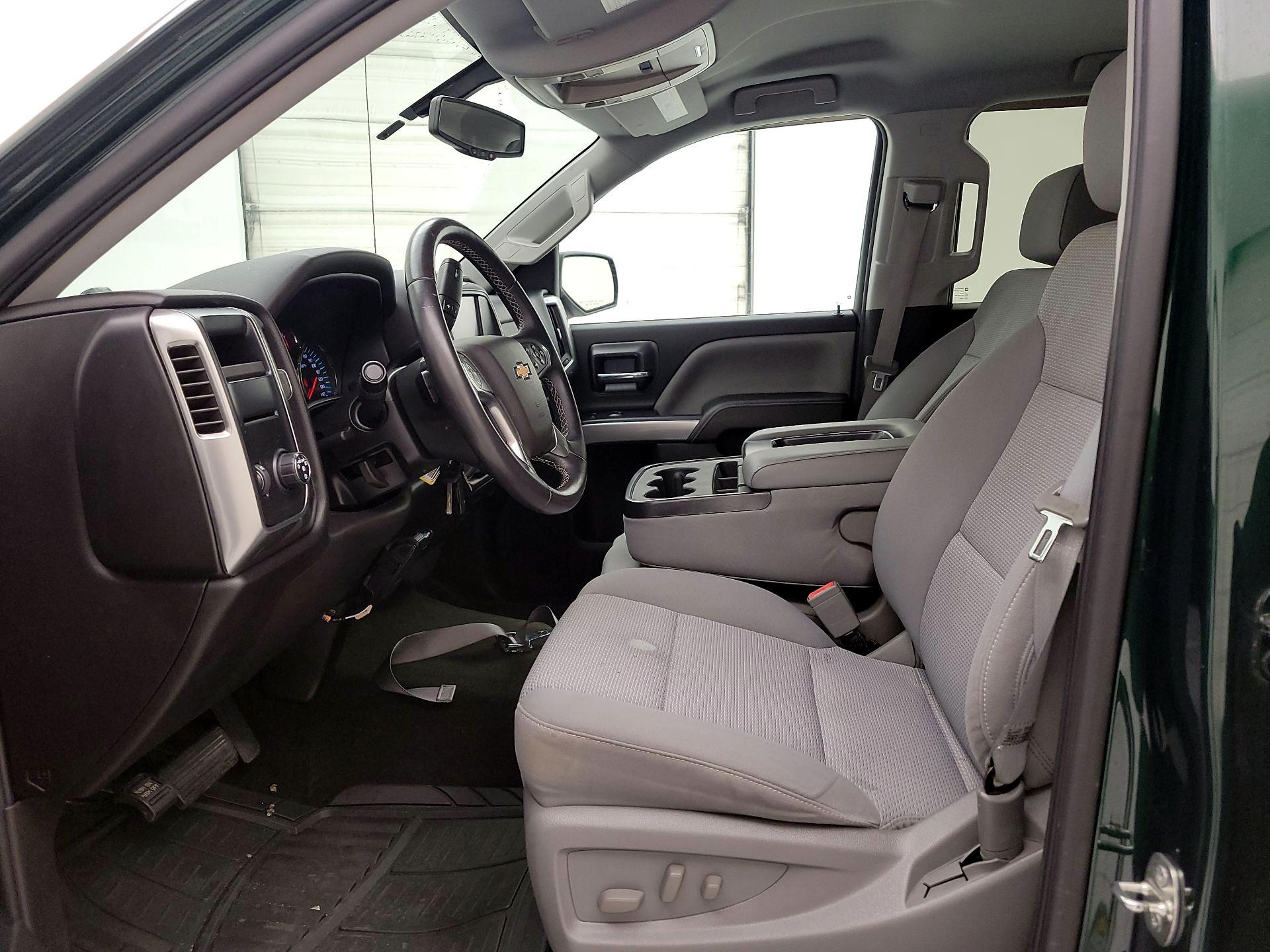 Thumbnail: 2015 Chevrolet Silverado 1500 - 11