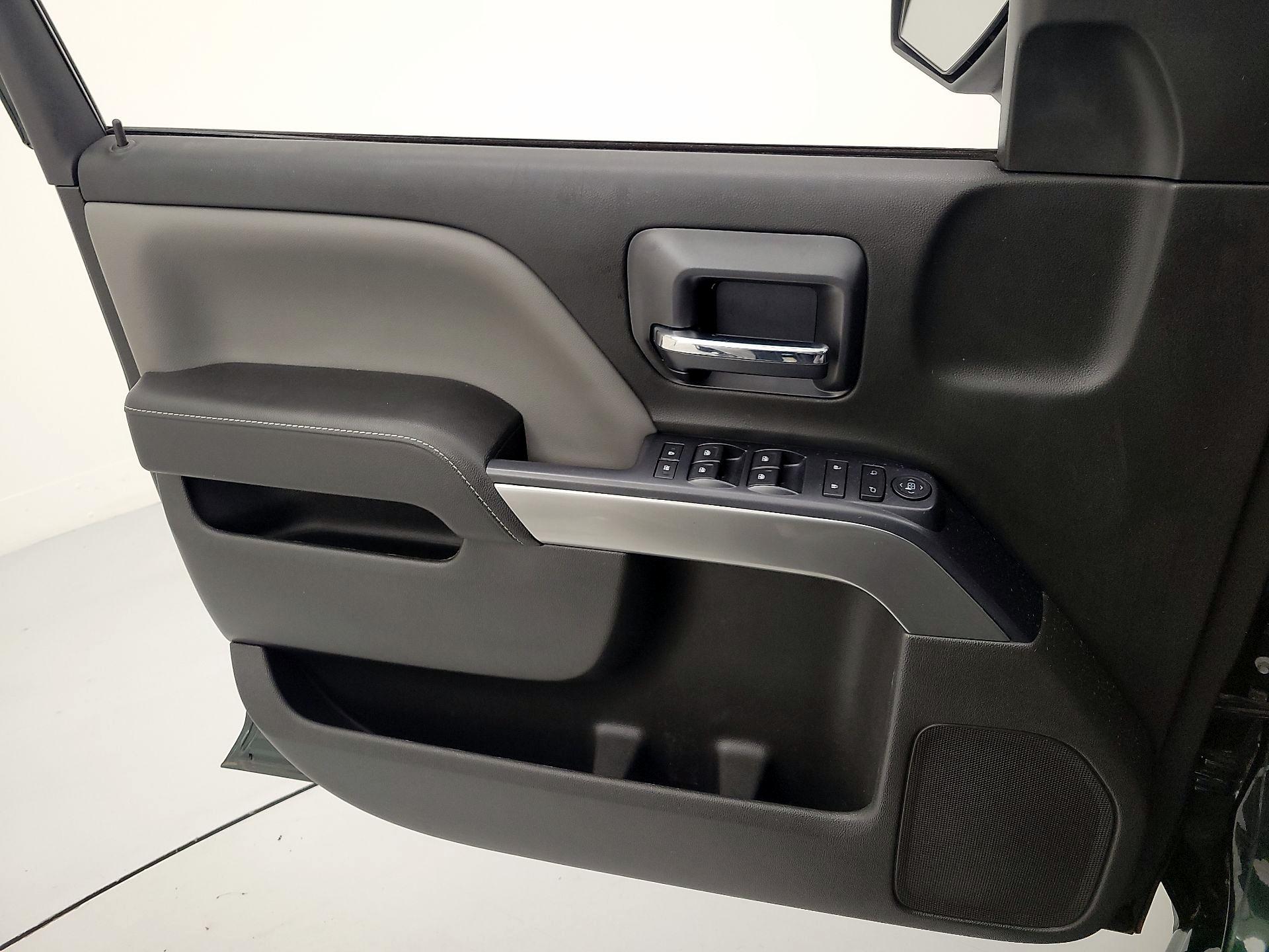 Thumbnail: 2015 Chevrolet Silverado 1500 - 12