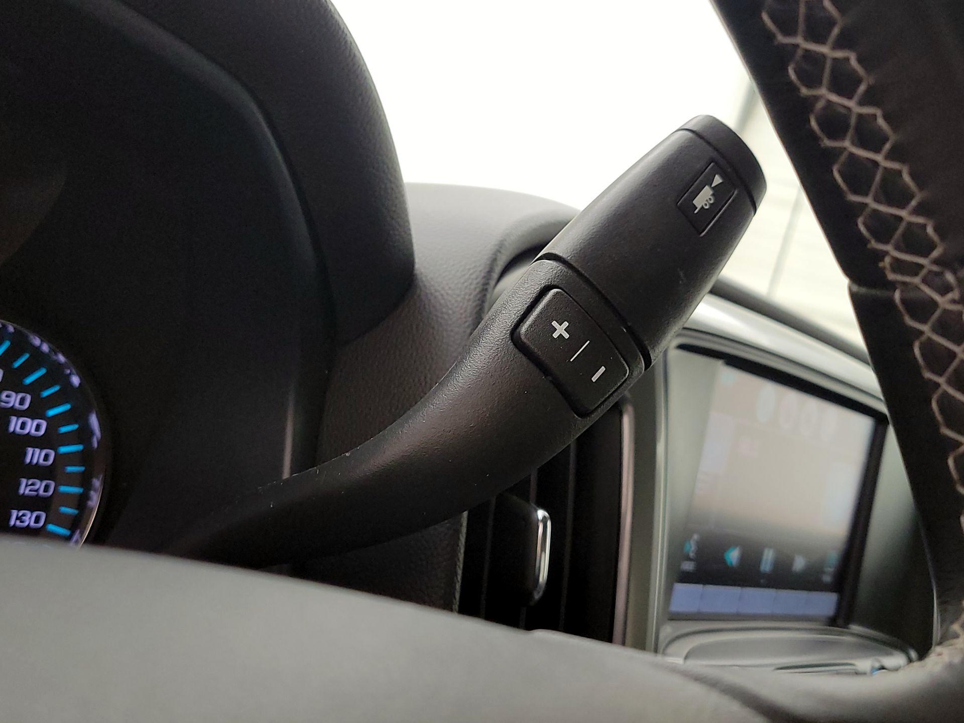 Thumbnail: 2015 Chevrolet Silverado 1500 - 17