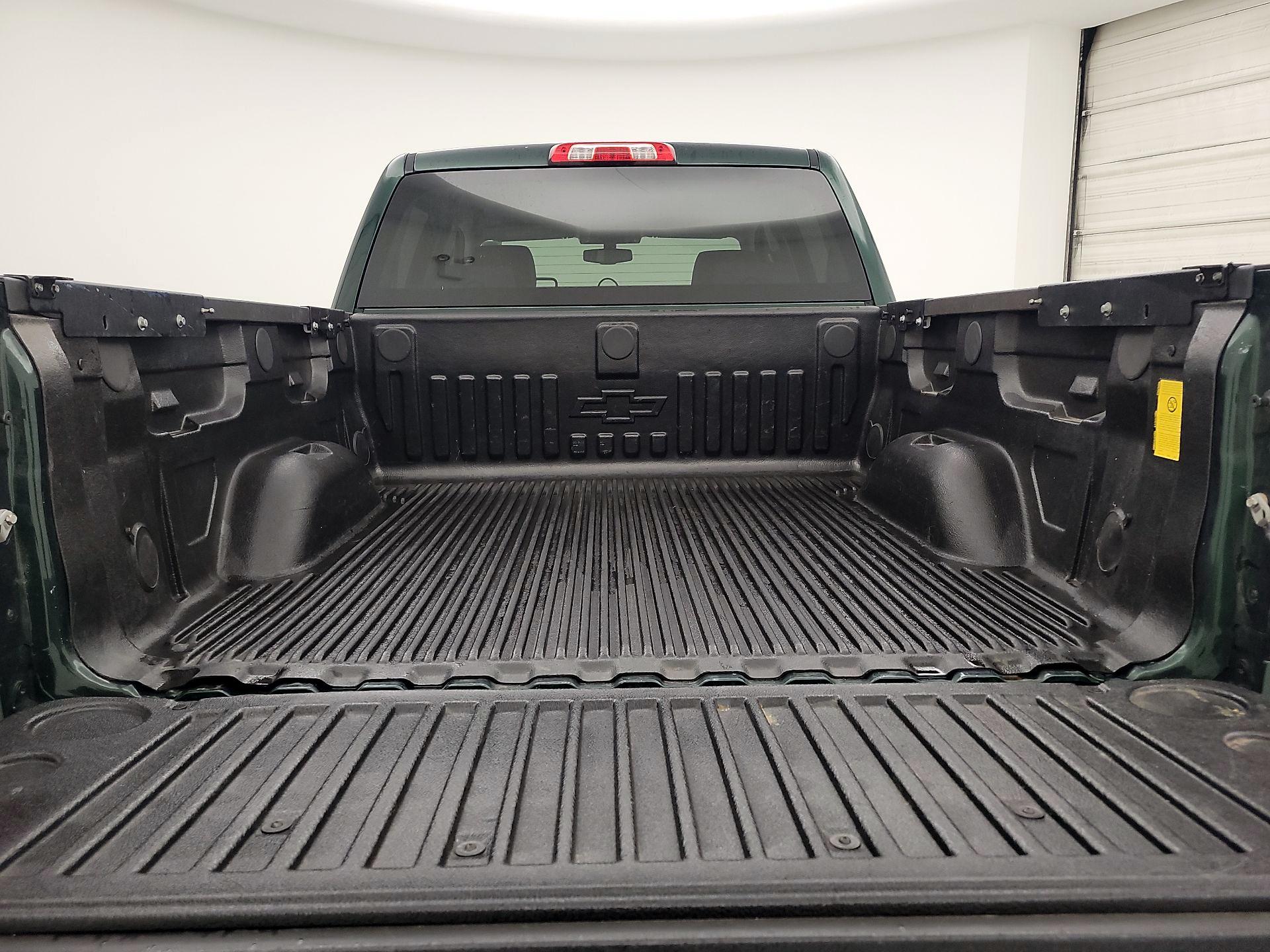 Thumbnail: 2015 Chevrolet Silverado 1500 - 20