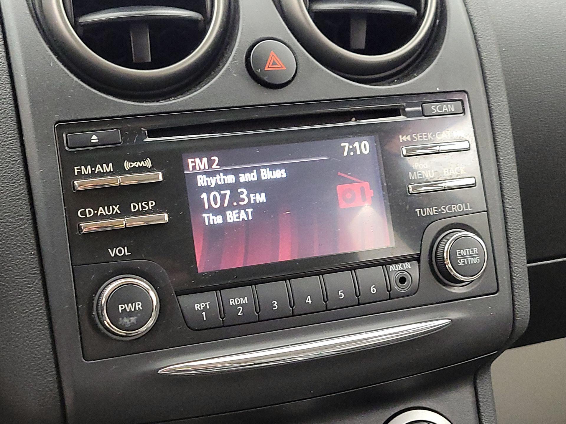 Thumbnail: 2015 Nissan Rogue - 15