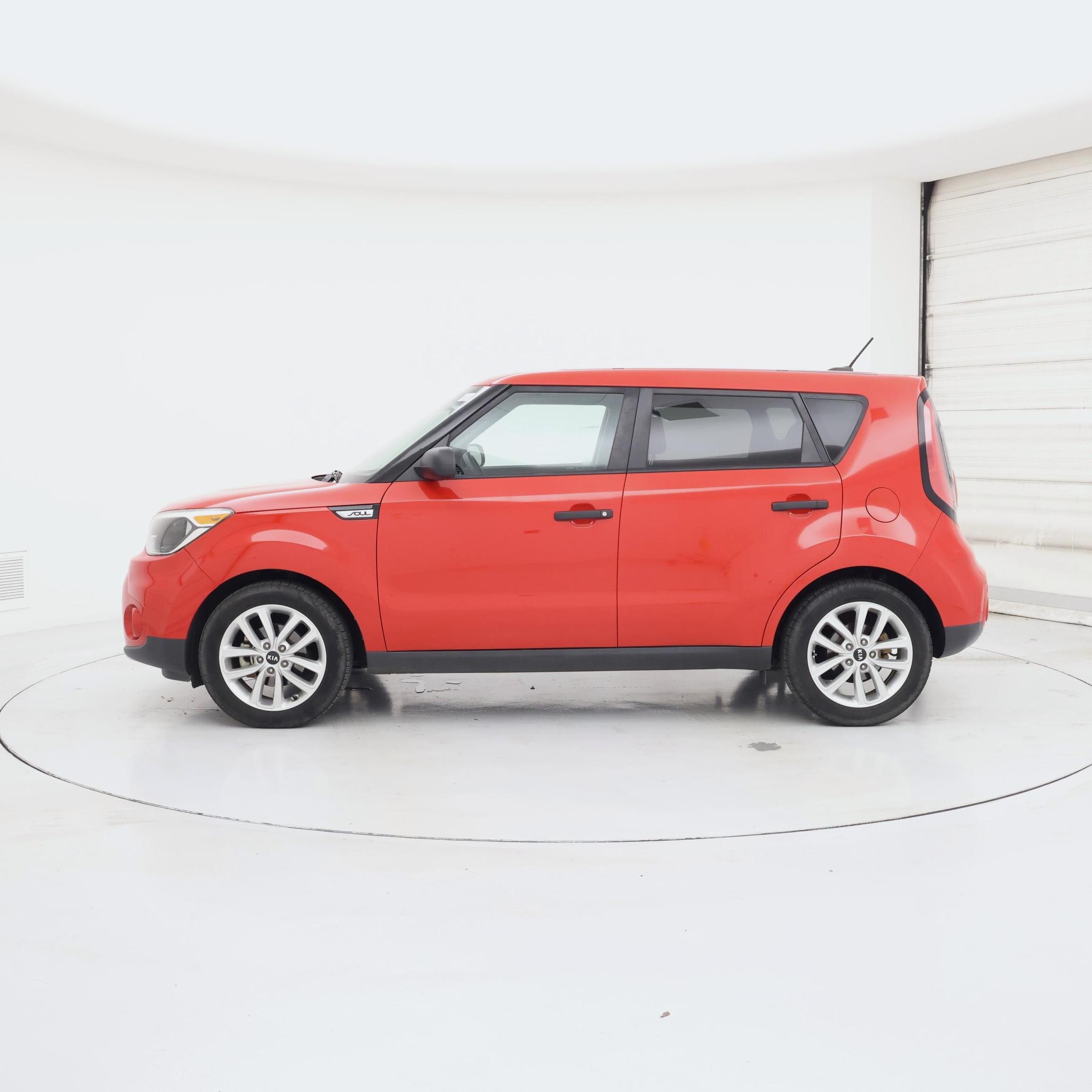 Thumbnail: 2017 Kia Soul - 3