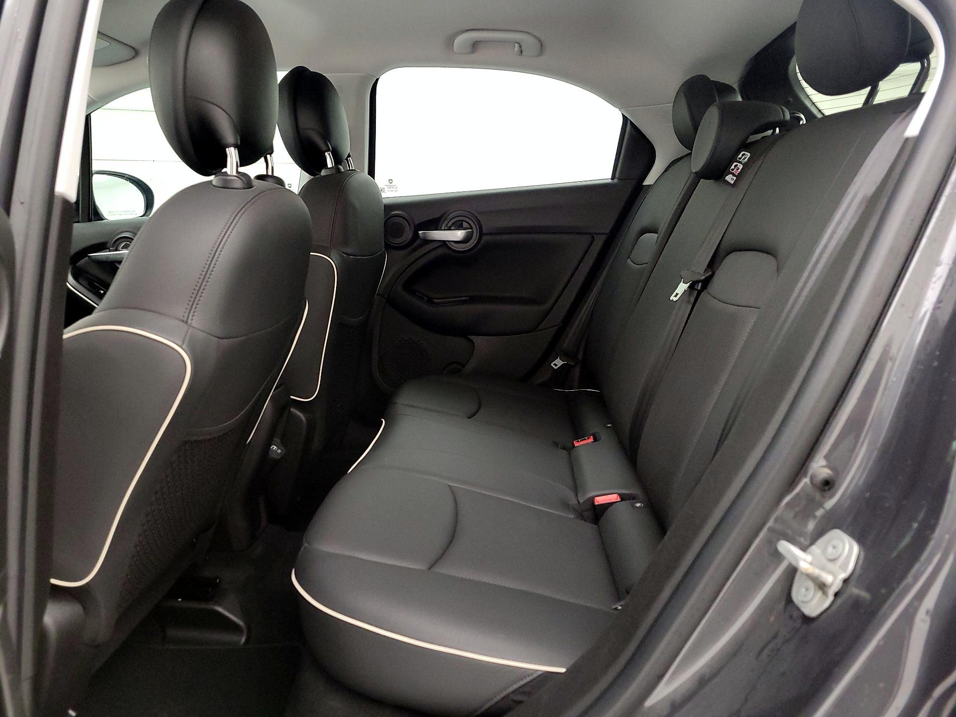 Thumbnail: 2022 Fiat 500X - 19