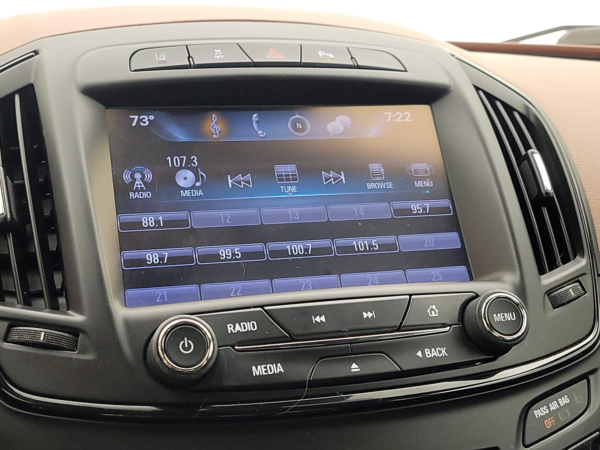Thumbnail: 2016 Buick Regal - 15