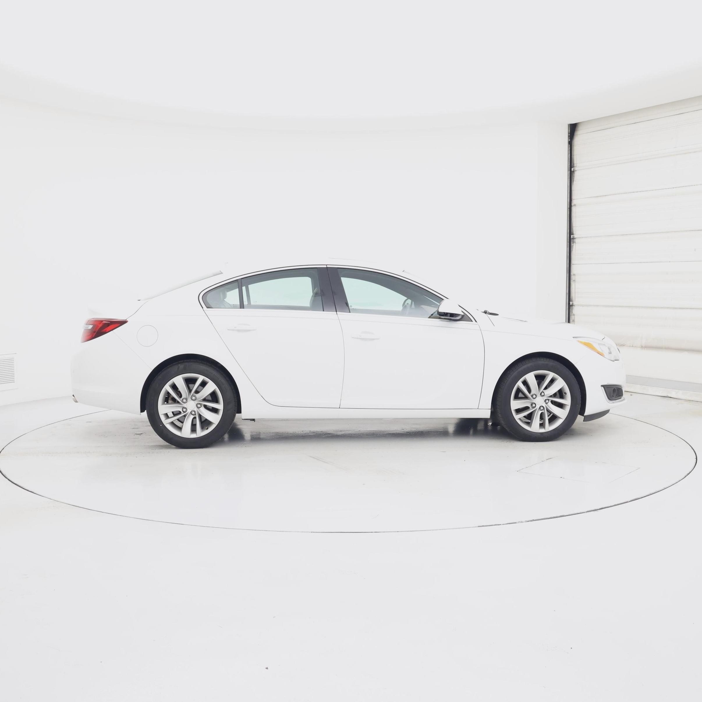 Thumbnail: 2016 Buick Regal - 7