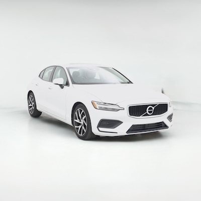 2020 Volvo S60 T6 Momentum