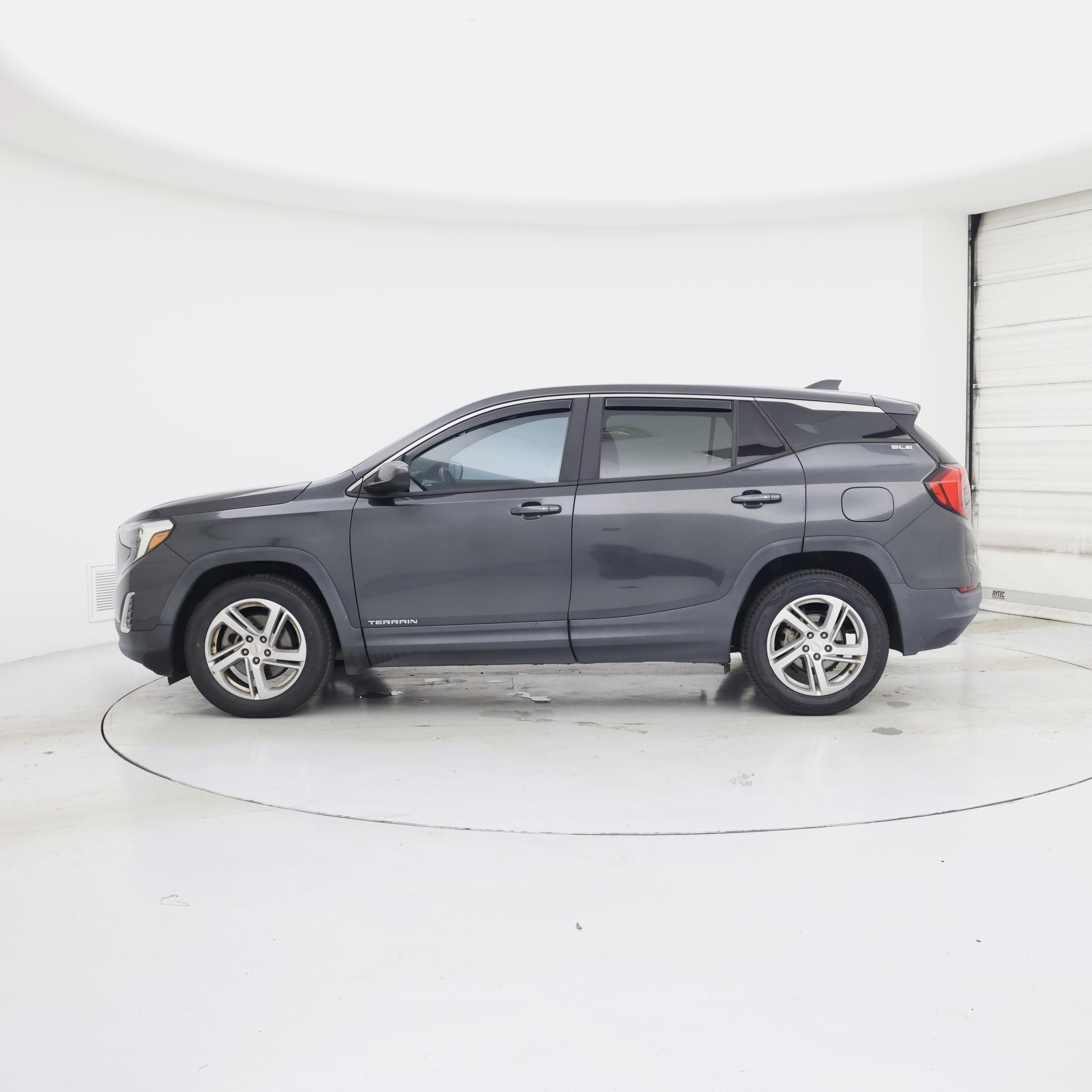 Thumbnail: 2018 GMC Terrain - 3