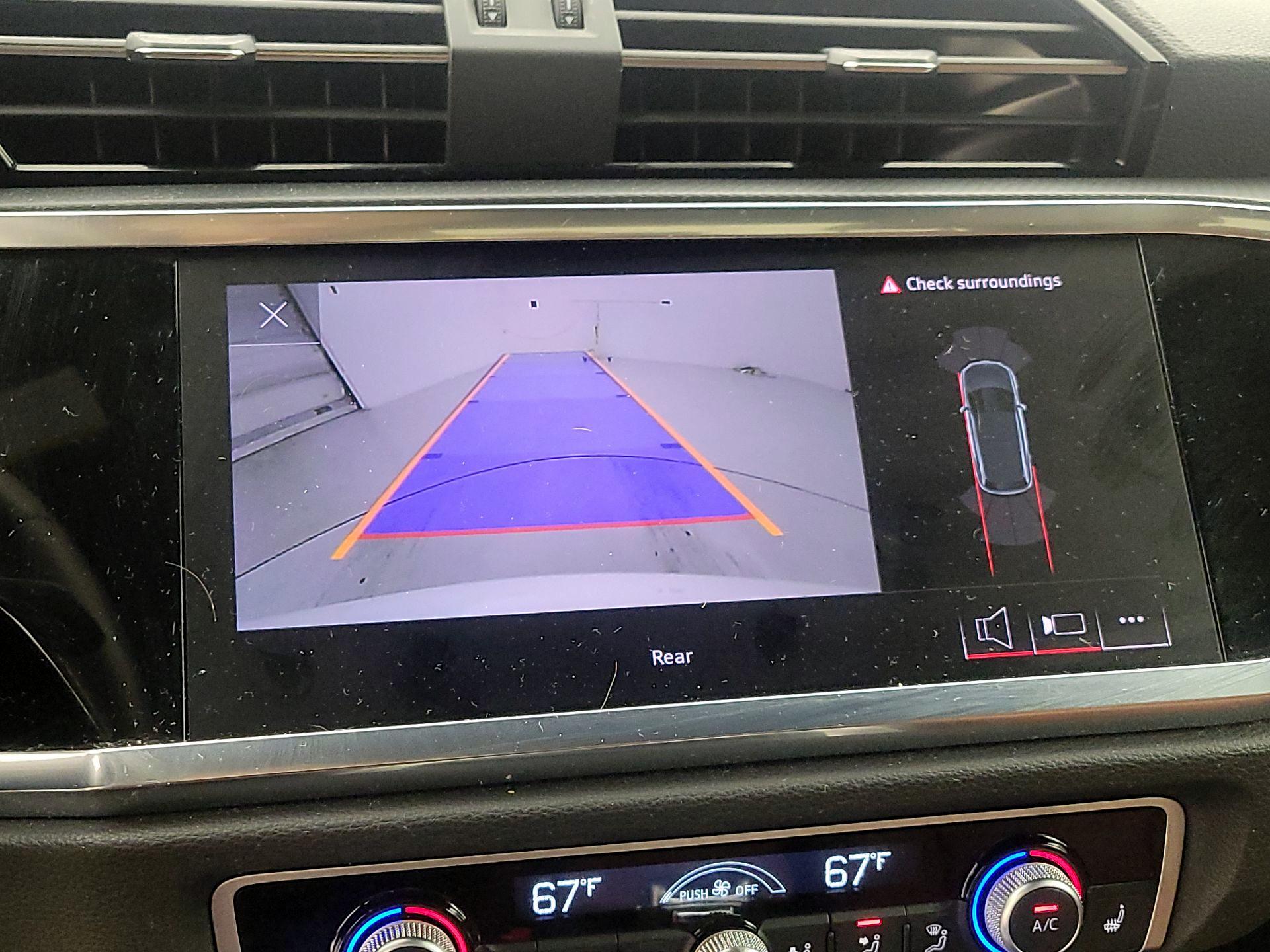 Thumbnail: 2023 Audi Q3 - 14