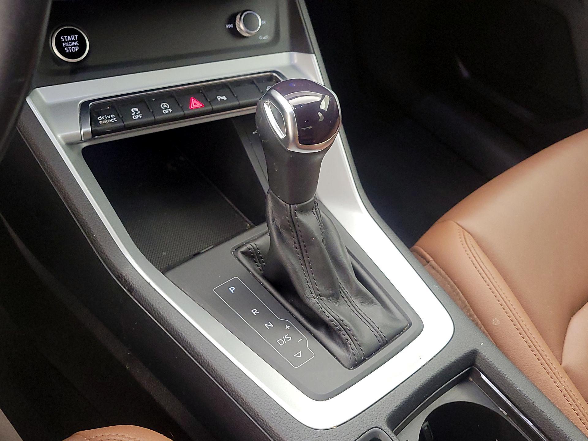 Thumbnail: 2023 Audi Q3 - 17