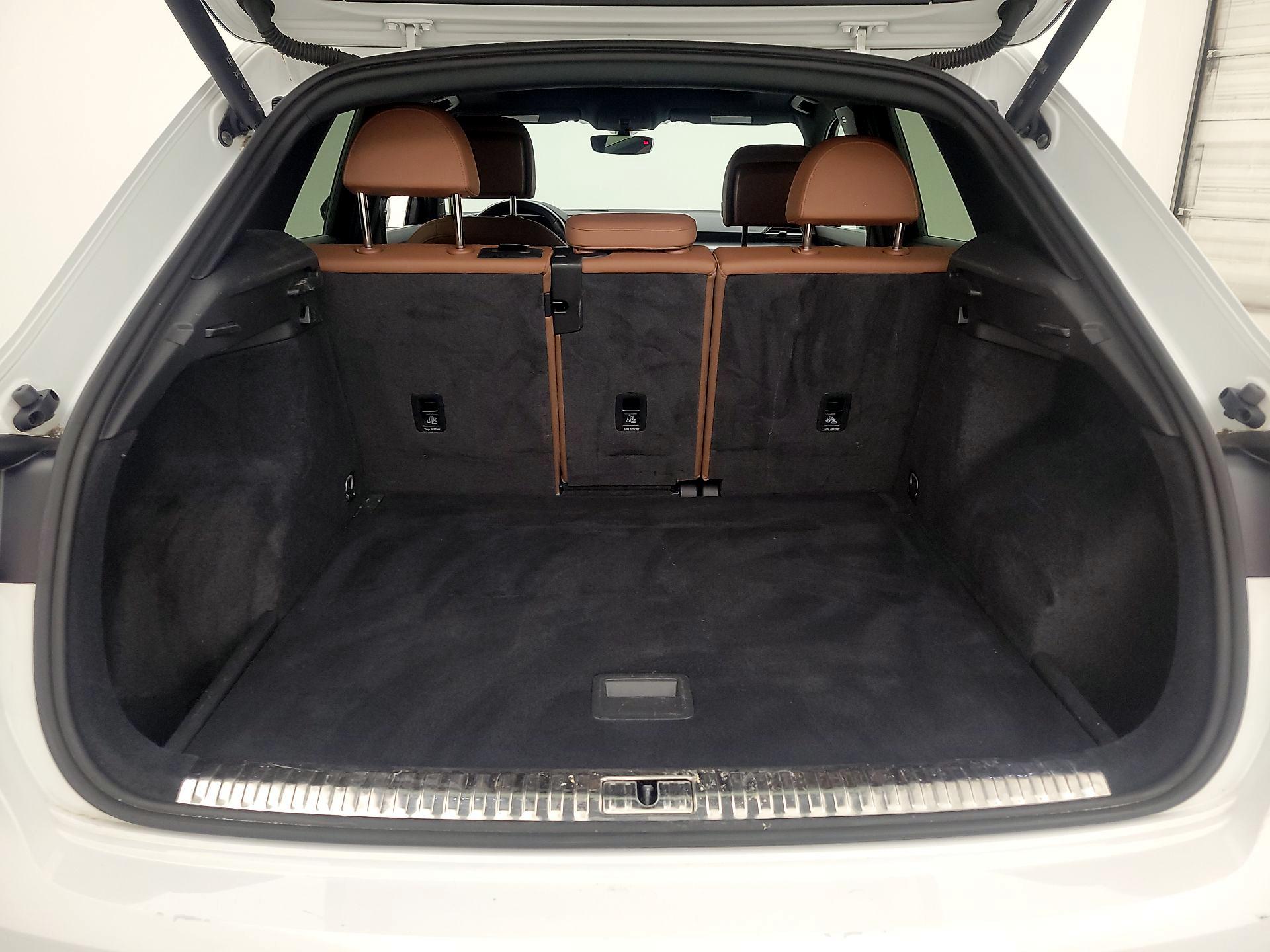 Thumbnail: 2023 Audi Q3 - 20