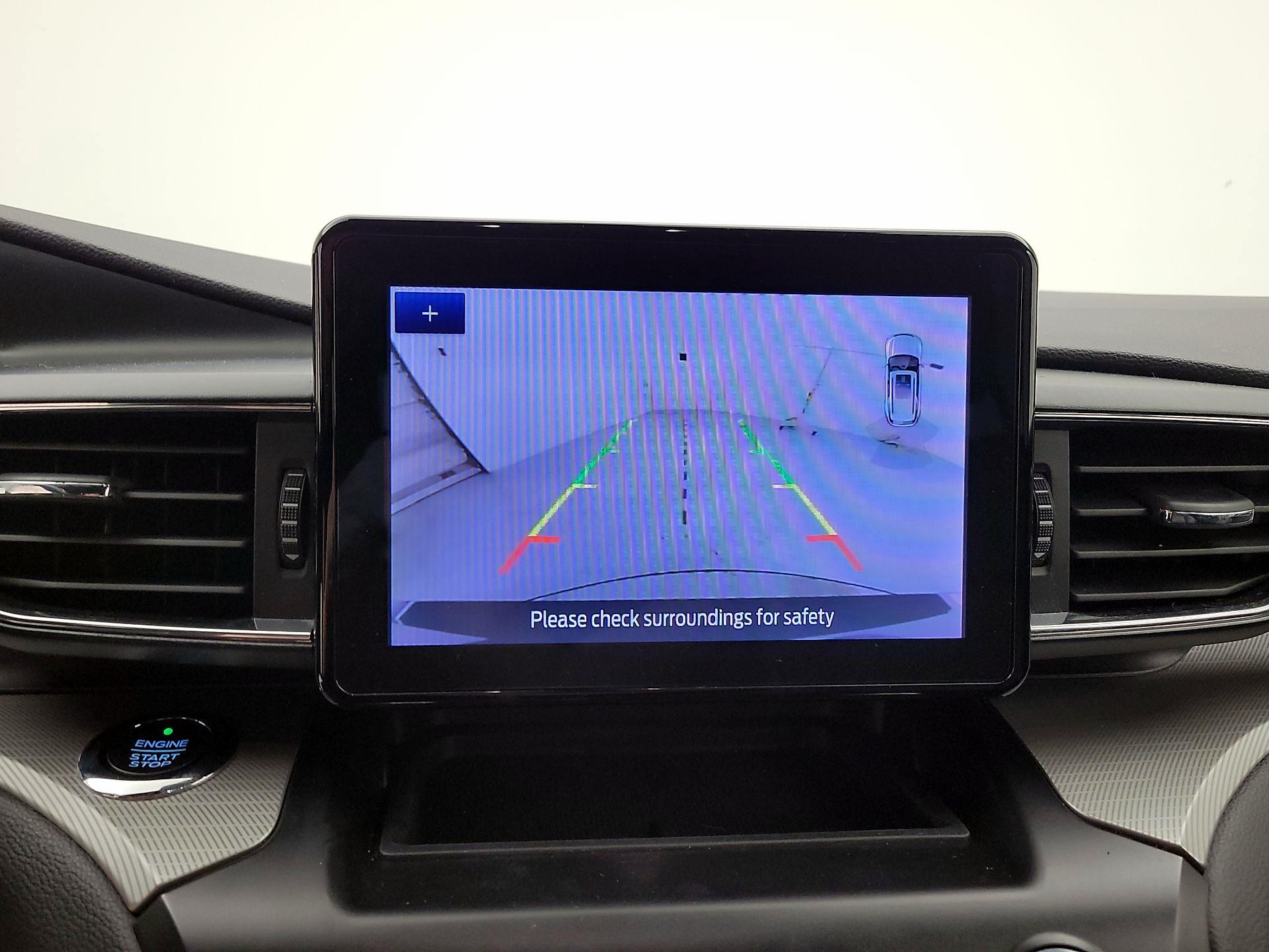 Thumbnail: 2020 Ford Explorer - 14