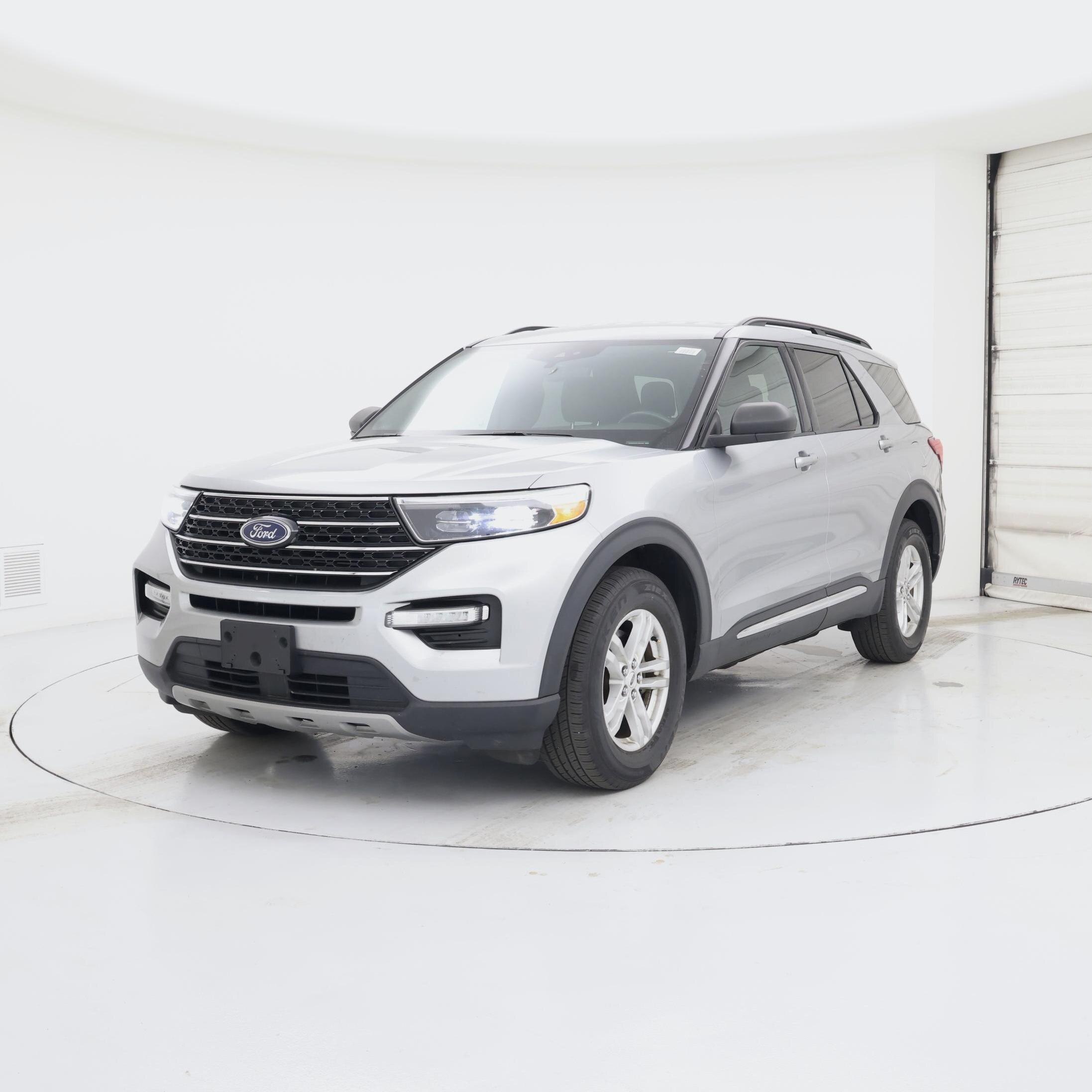 Thumbnail: 2020 Ford Explorer - 4