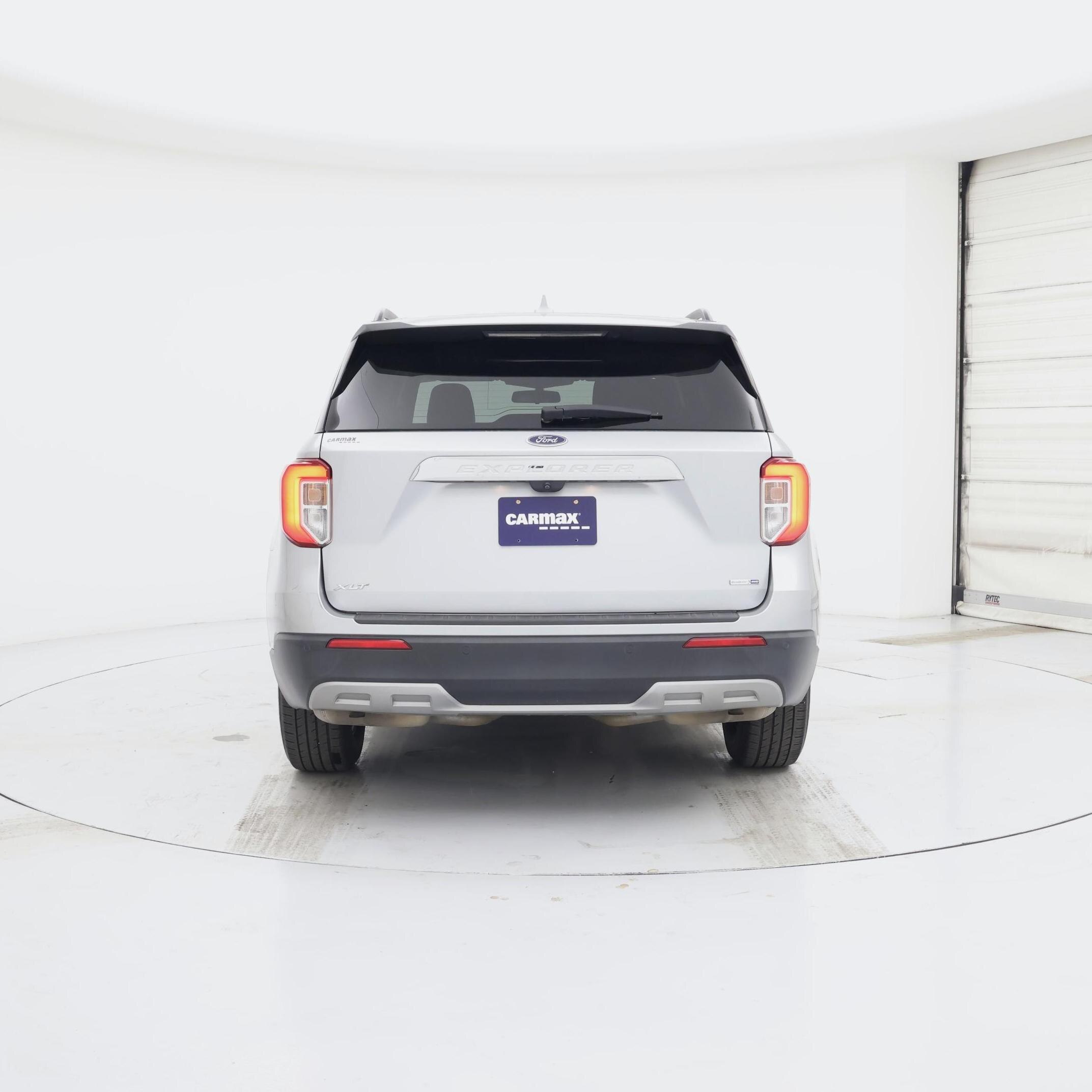 Thumbnail: 2020 Ford Explorer - 6