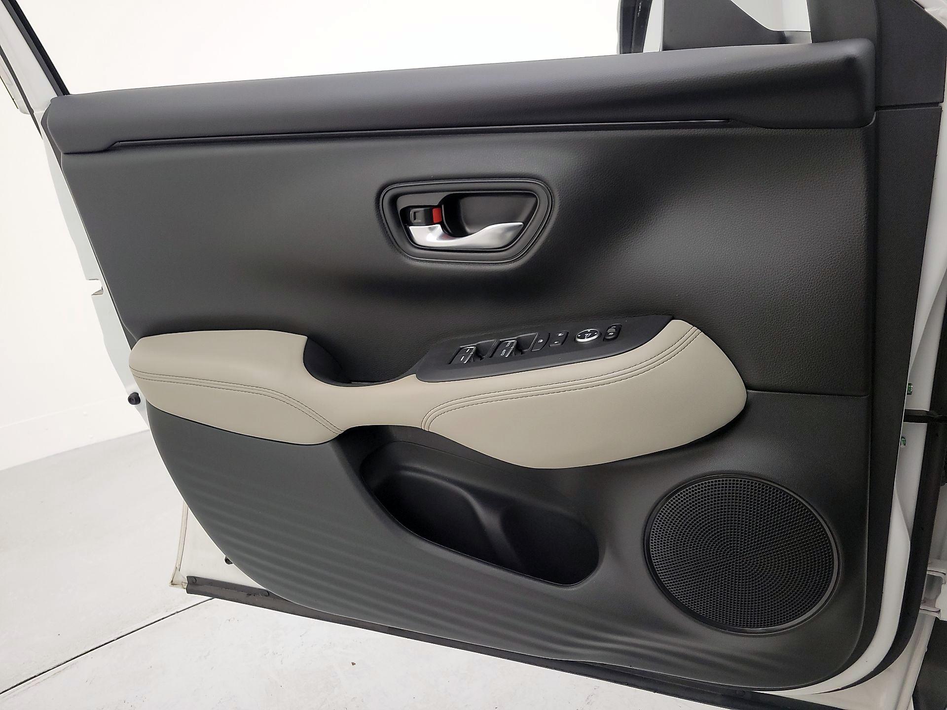 Thumbnail: 2025 Honda HR-V - 12