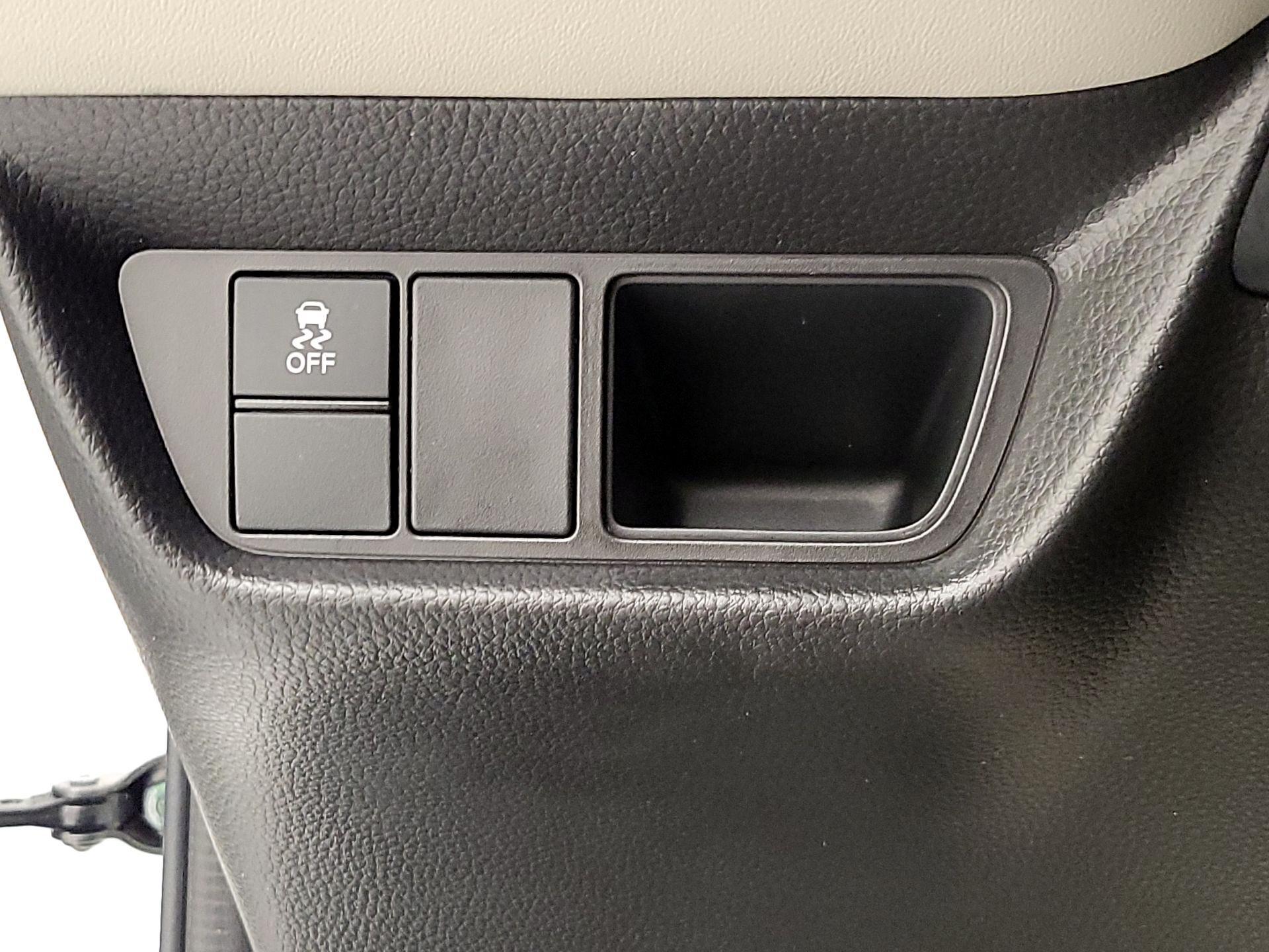 Thumbnail: 2025 Honda HR-V - 13